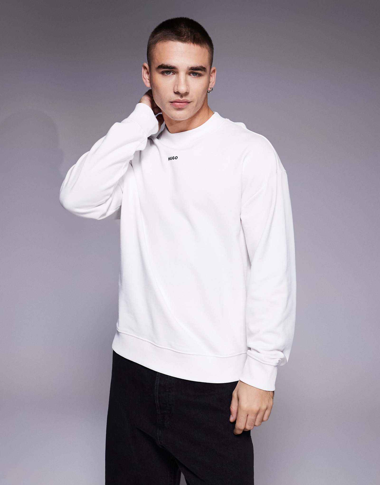 Толстовка свободного кроя HUGO Red dapocrew из камня 9290₽