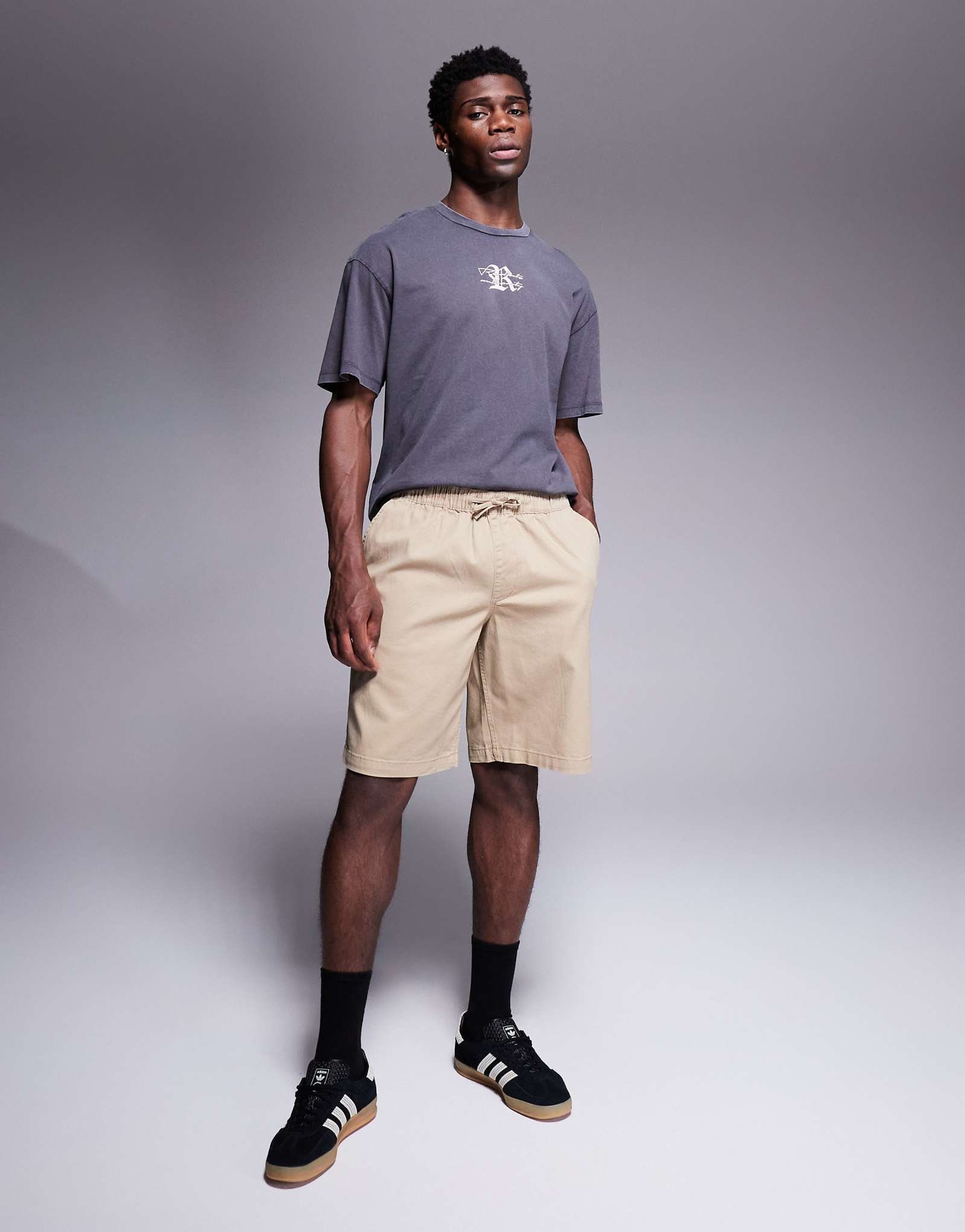 Шорты-чино свободного кроя ADPT бежевого цвета