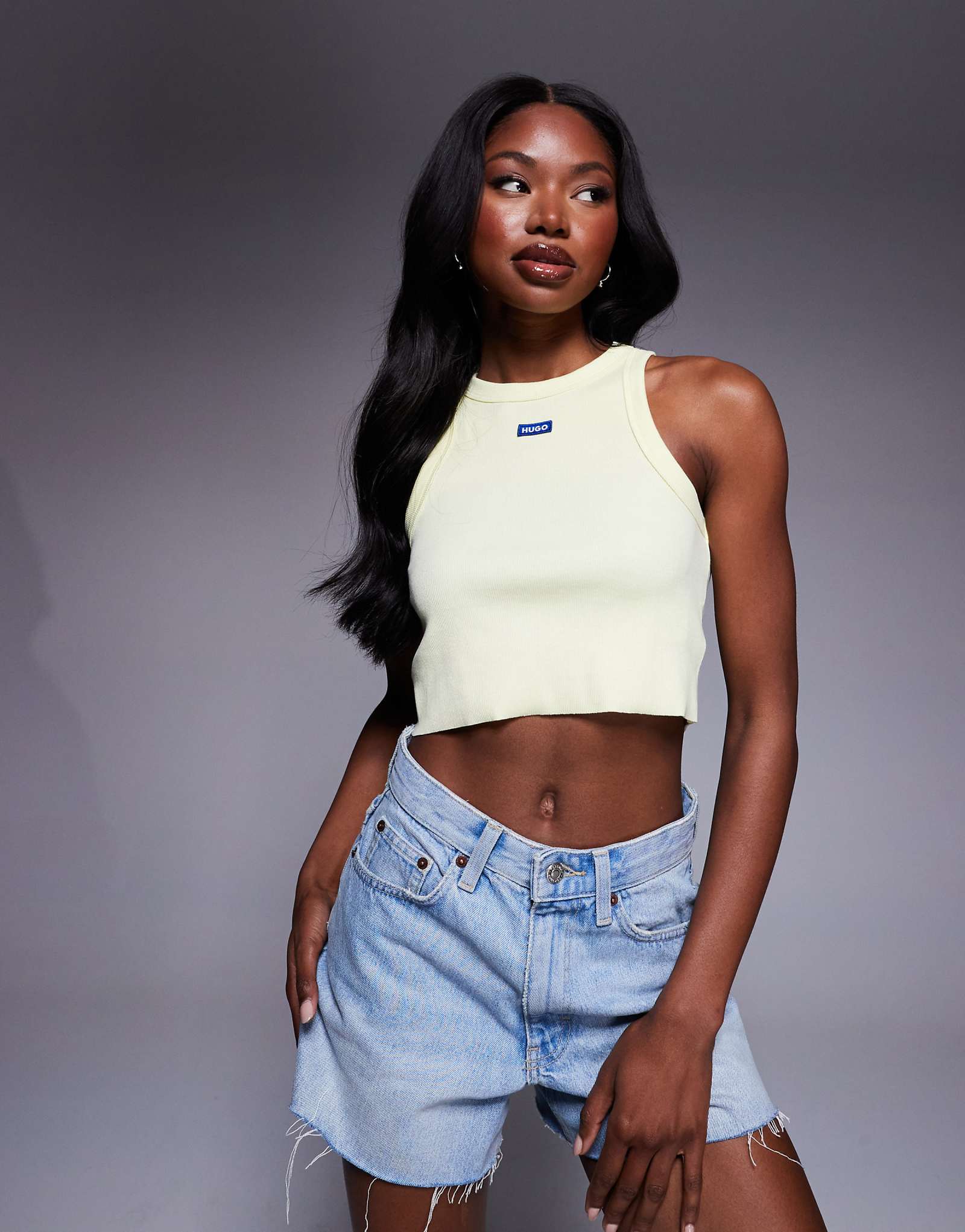 Детская майка HUGO Blue желтого цвета 6190₽