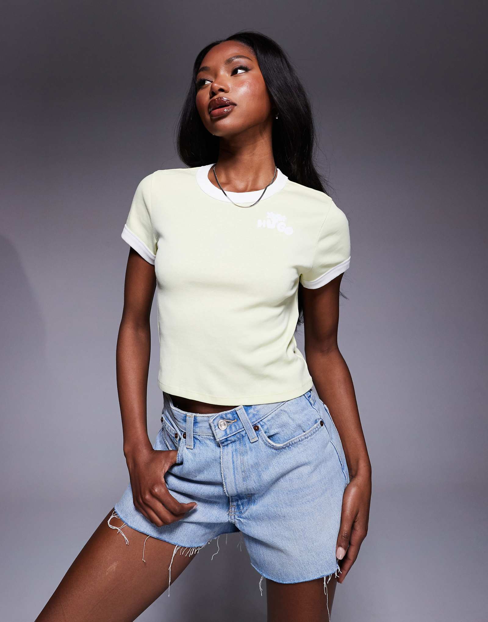 Детская футболка Hugo Blue желтого цвета 5690₽