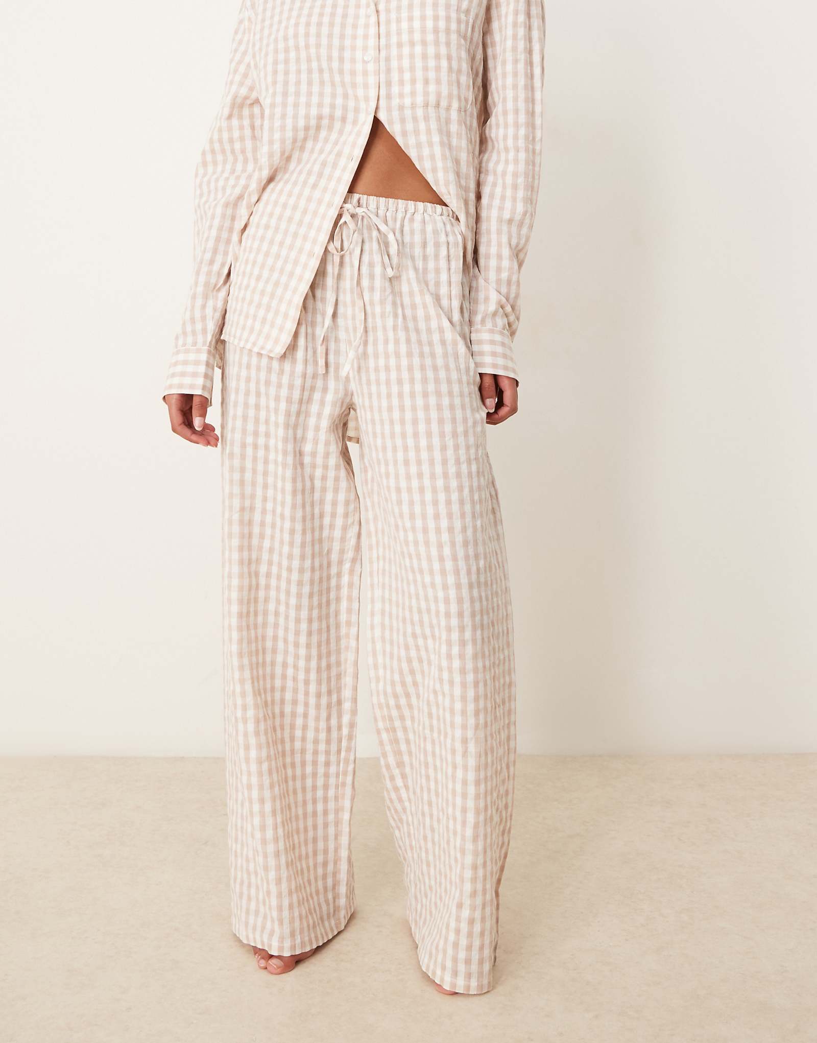 Пижамные штаны Luna оверсайз в бежевую полоску 5990₽