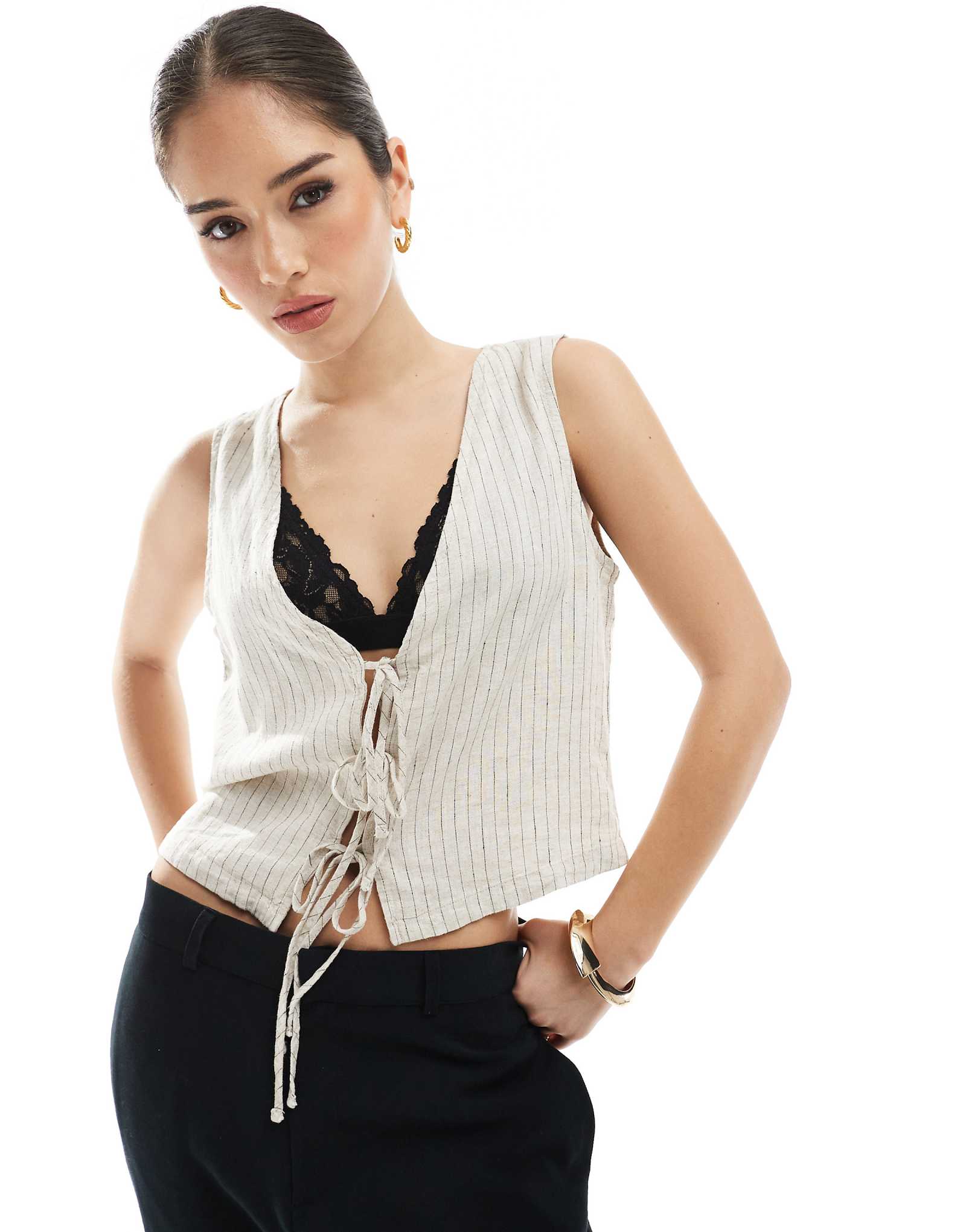 Топ-майка на завязках из льняной смеси JJXX в кремовую полоску 4890₽