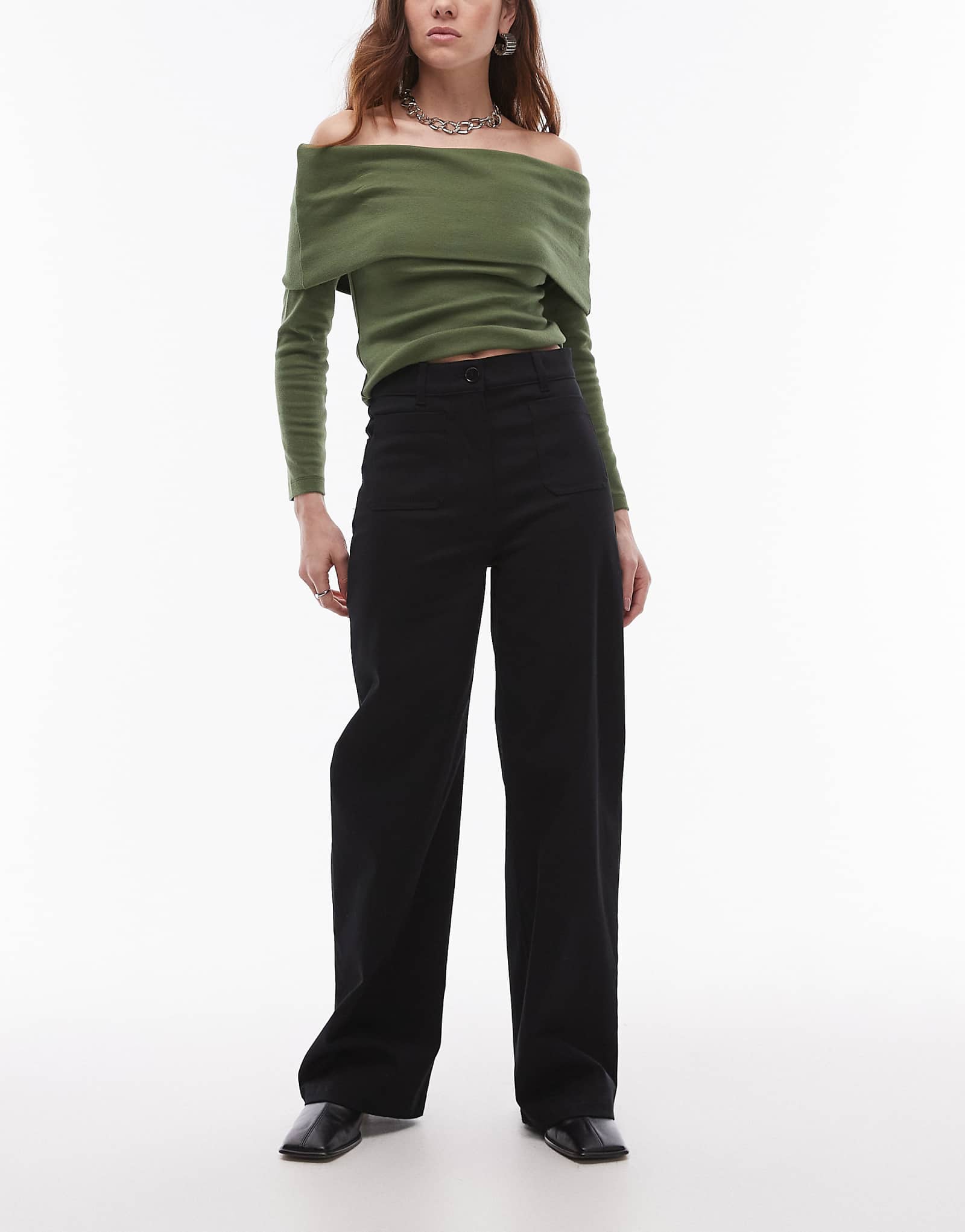 Джинсы ARKET Lupine из эластичного хлопка с высокой посадкой и широкими штанинами черного цвета 25290₽