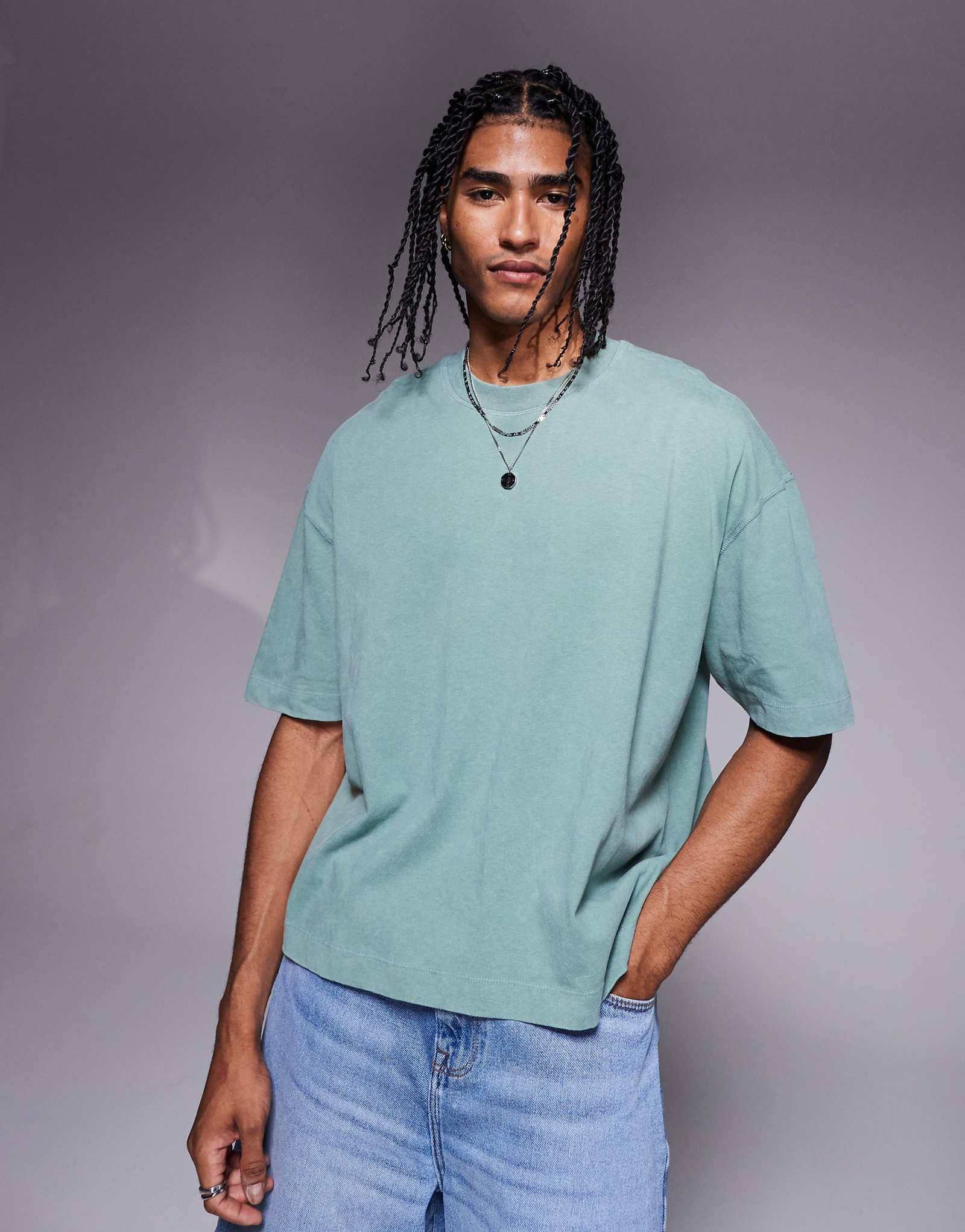 Застиранная футболка ASOS DESIGN heavyweight oversize квадратной формы 220gsm зеленого цвета 3590₽