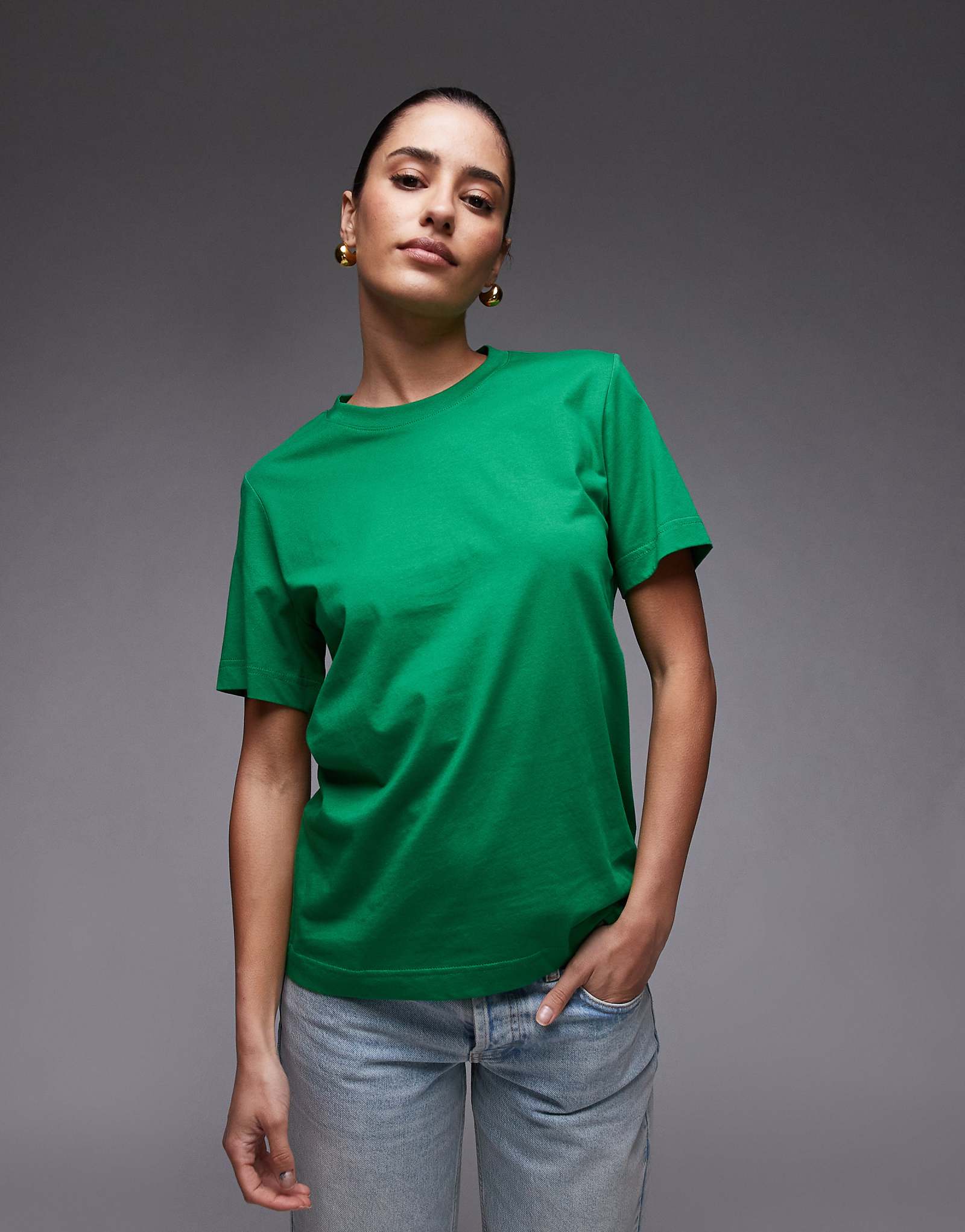 Футболка ARKET зеленого цвета 4090₽