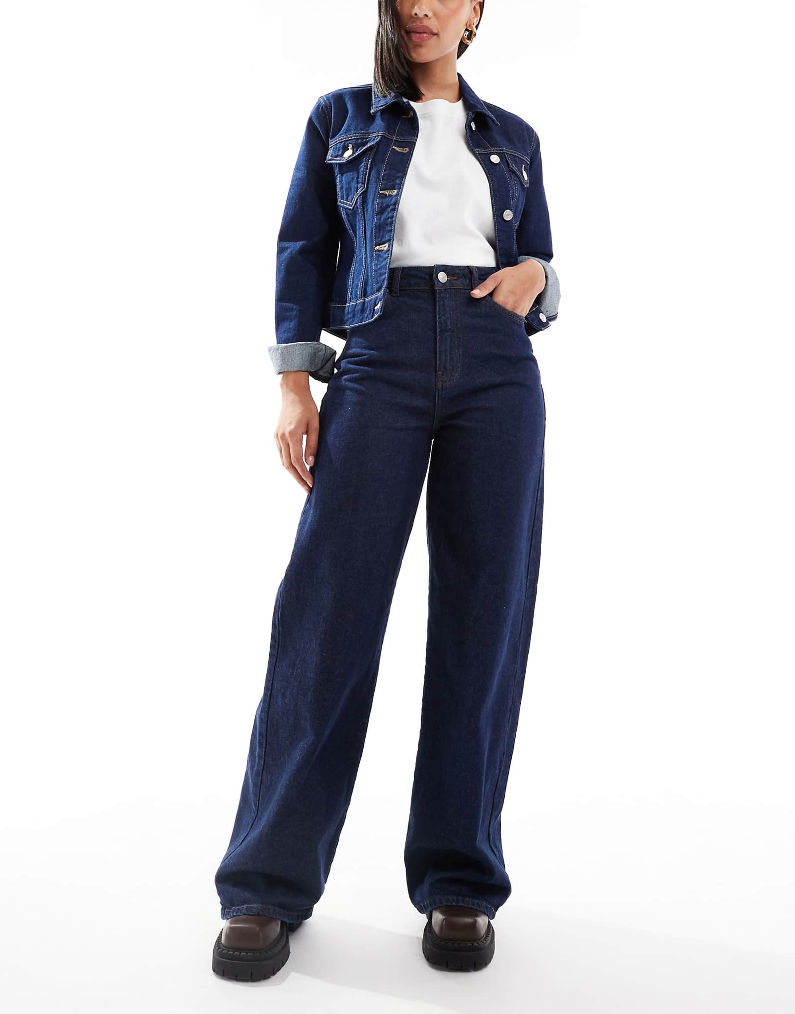 Широкие джинсы Pieces Selma с высокой талией из темно-синего денима 15490₽