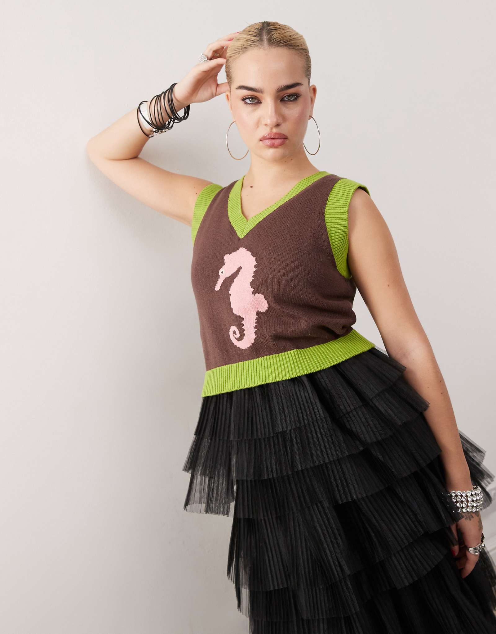 Вязаный жилет Tyler McGillivary seahorse intarsia коричневого и зеленого цветов