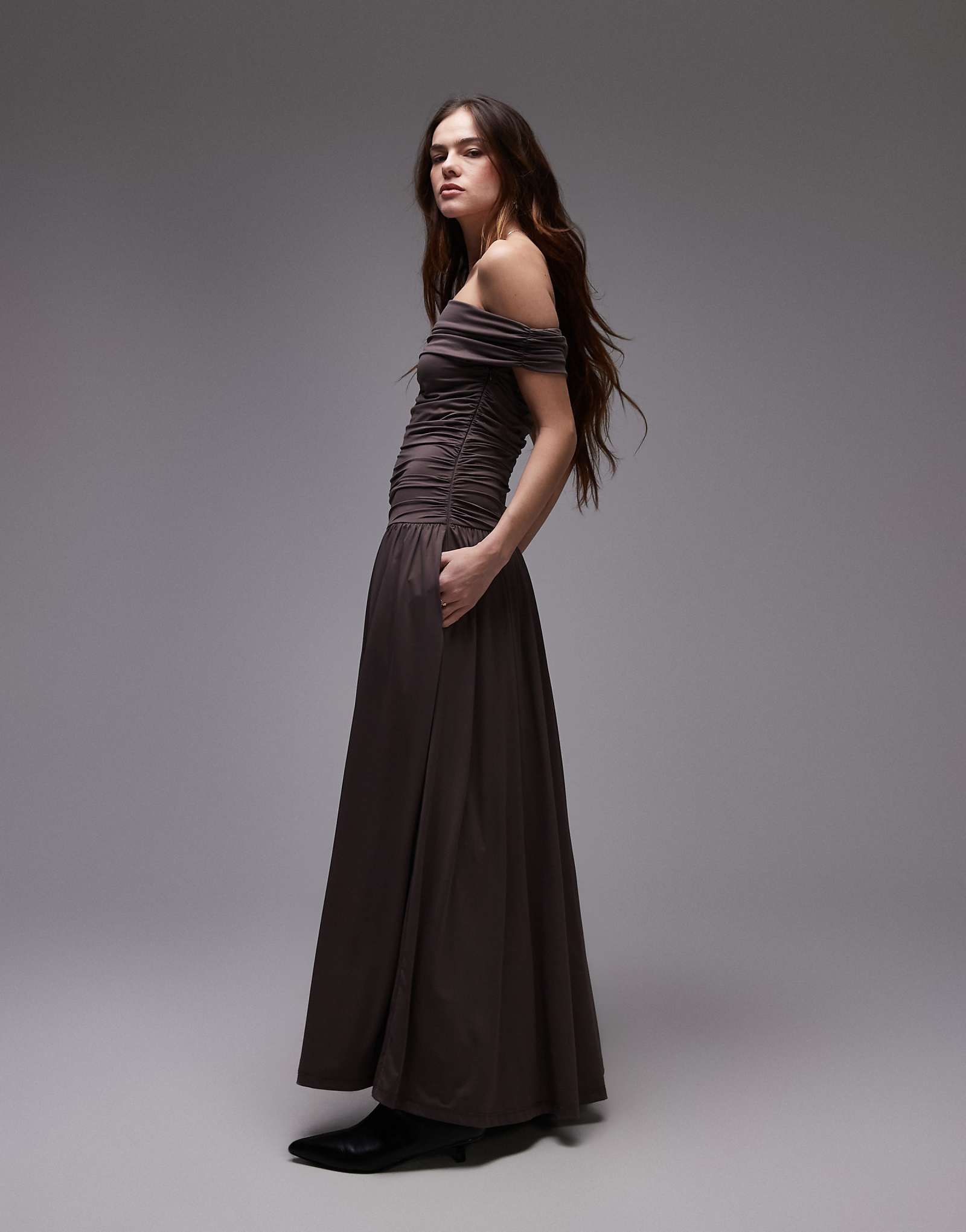 Облегающее платье-бандо мидакси от Nia tammy из соболя