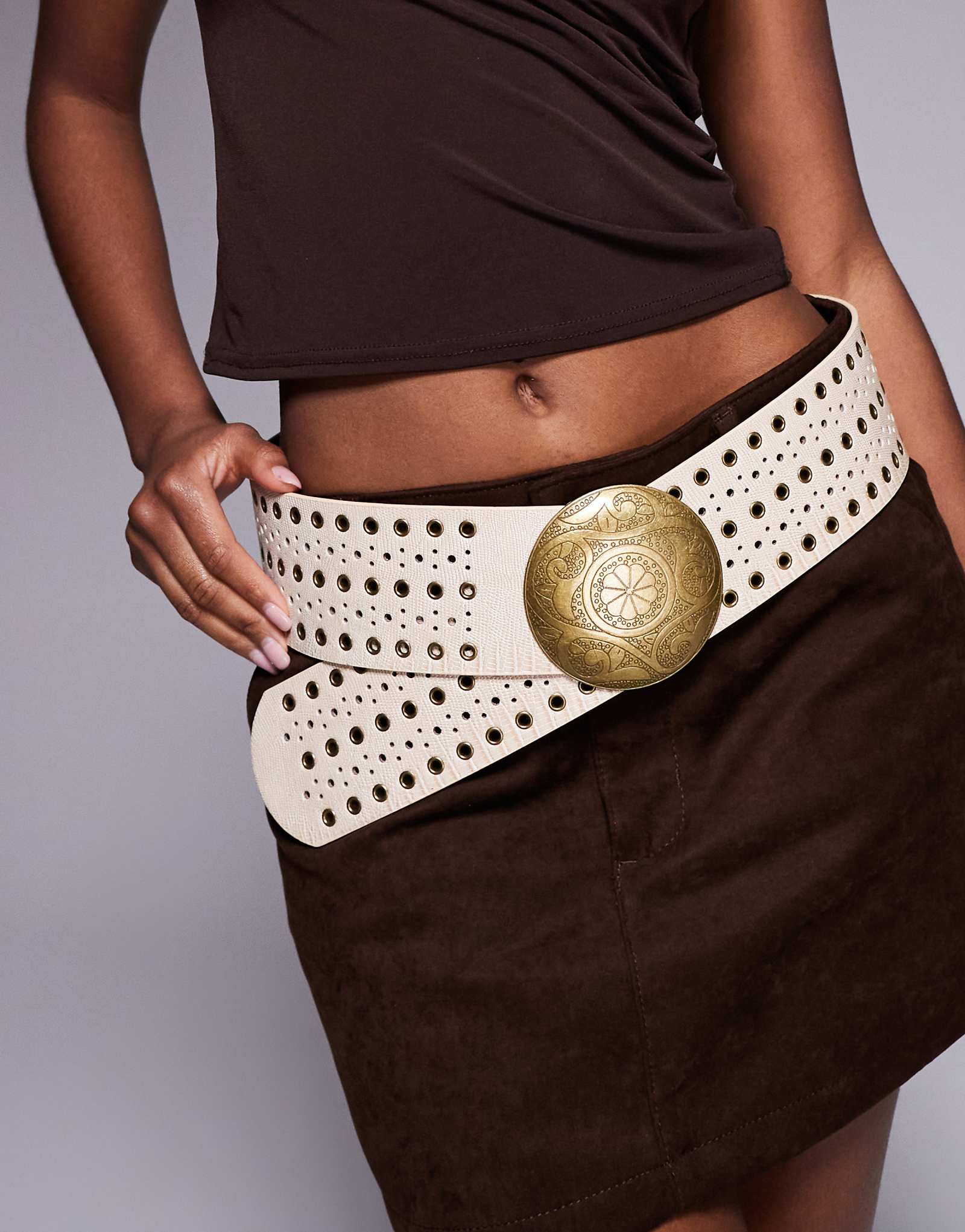 Широкий пояс с заклепками от South Beach бледно-розового цвета 5590₽