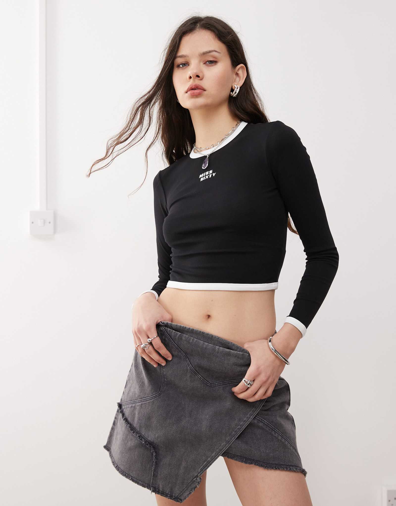 Черная футболка с длинным рукавом Miss Sixty ringer 11290₽