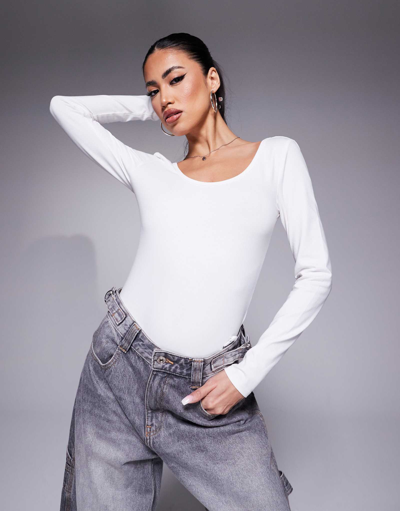 Боди с круглым вырезом и длинными рукавами River Island кремового цвета 4890₽