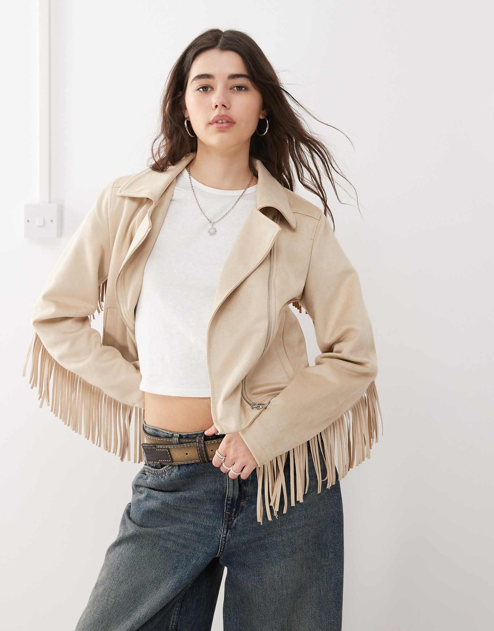 Мотокуртка Noisy May с бахромой бежевого цвета 19290₽
