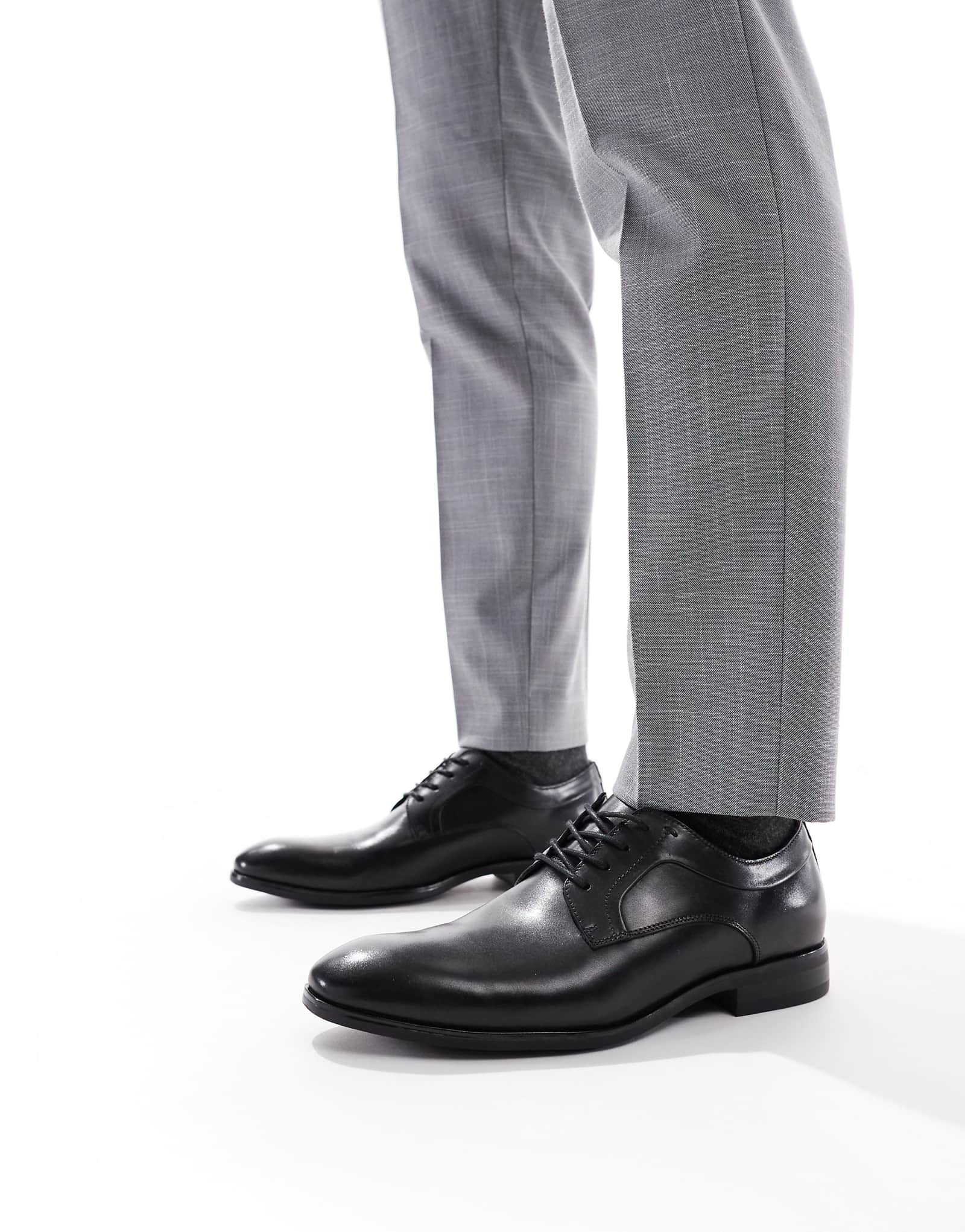 черные туфли на шнуровке от schuh Malcolm 8090₽