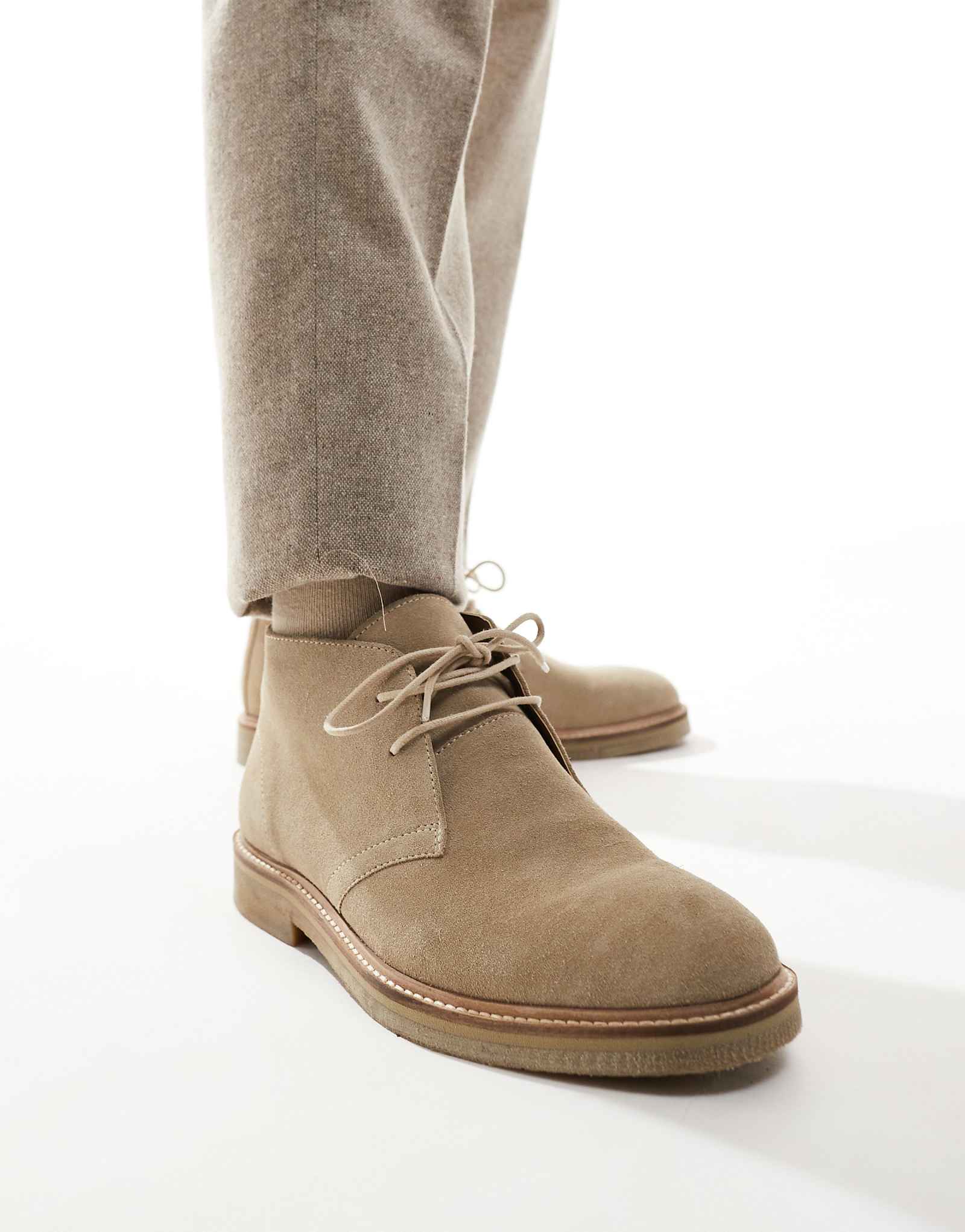 туфли schuh Dace на шнуровке из бежевой замши 12490₽