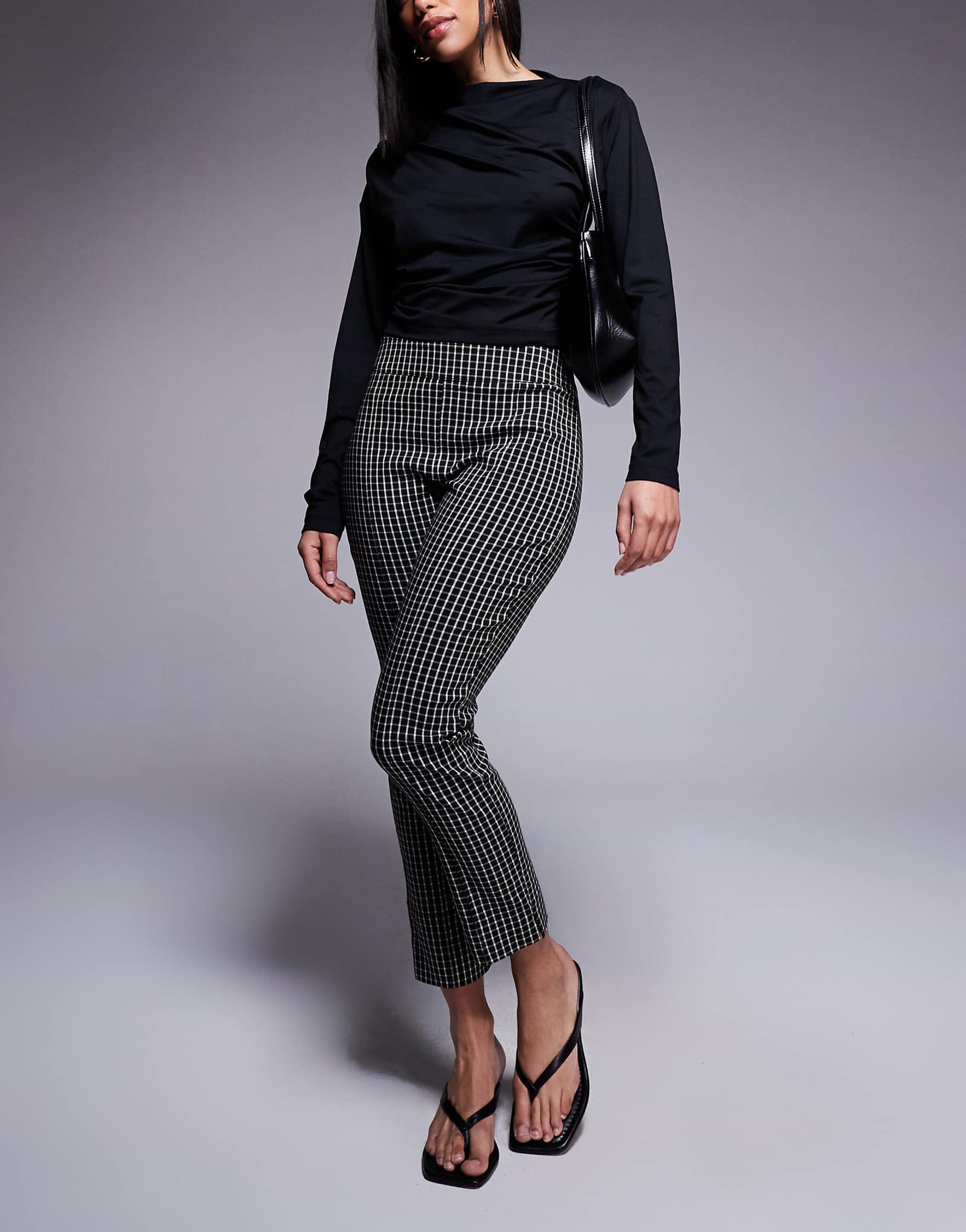 Брюки-капри в клетку River Island черного цвета - часть комплекта 11890₽
