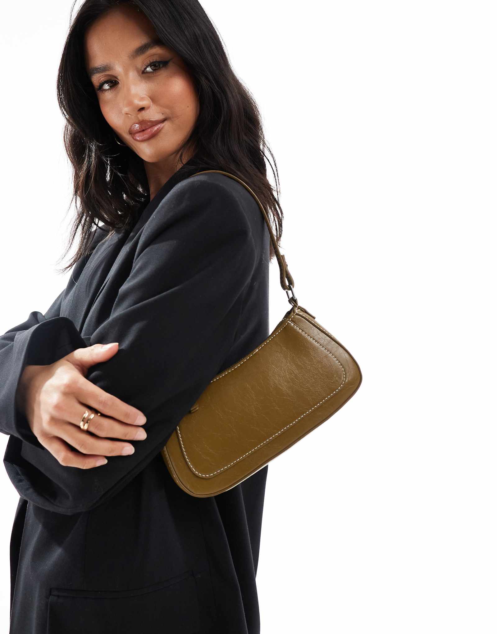 Сумка через плечо Pull-Bear оливково-зеленого цвета 3890₽