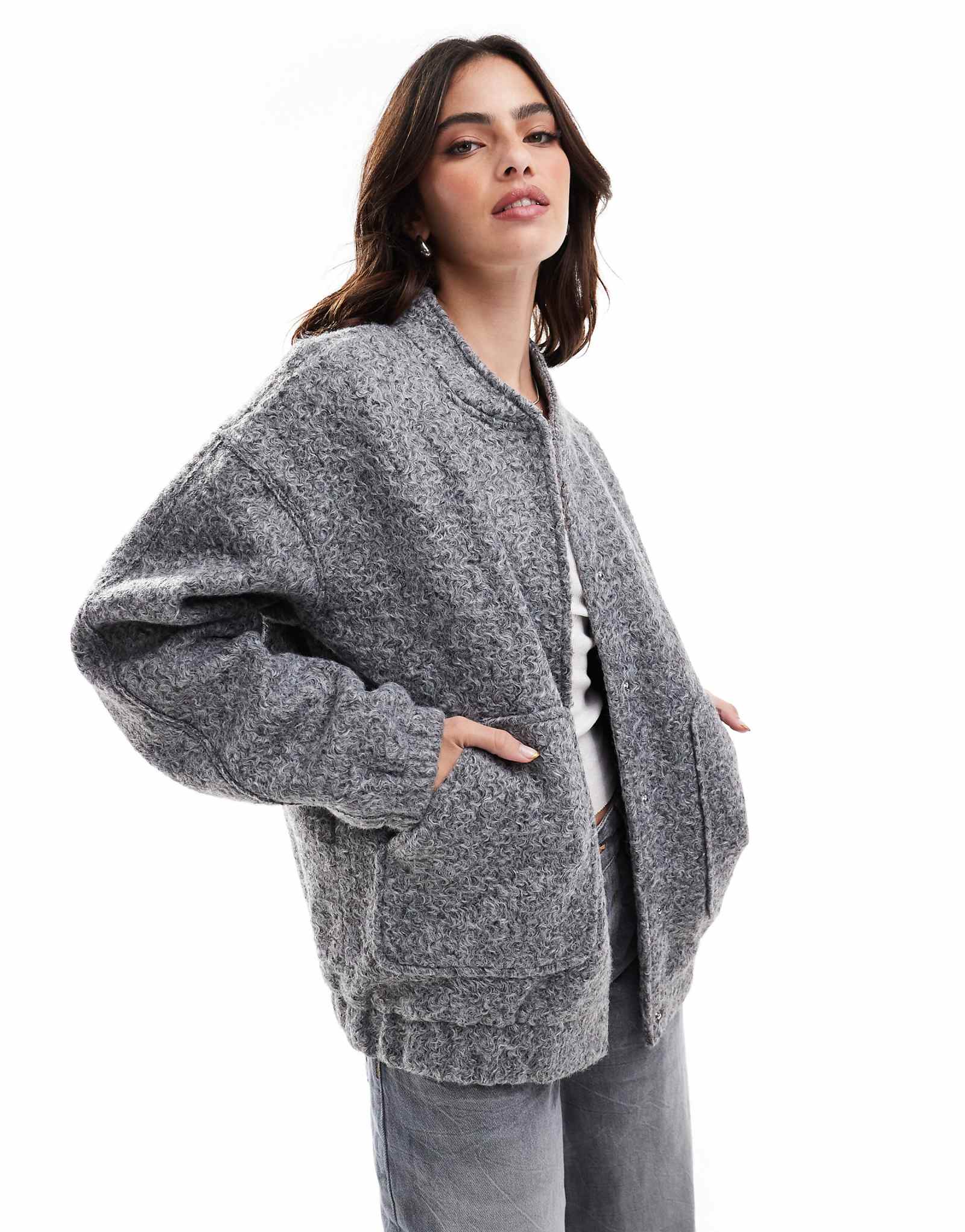 Текстурированная куртка-бомбер Vero Moda с напуском средне-серого цвета 20190₽