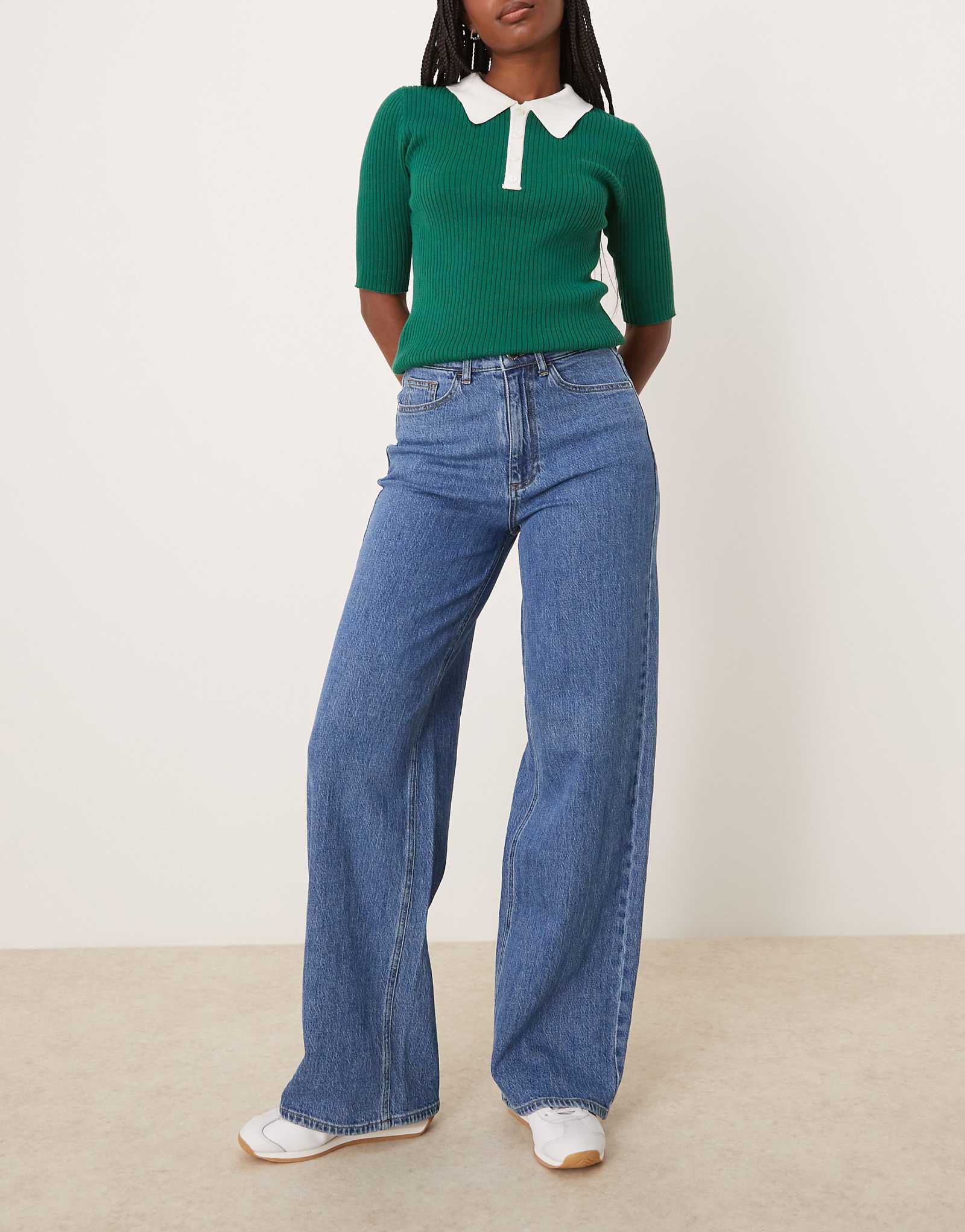 Широкие джинсы Vila Freya с завышенной талией из джинсовой ткани среднего синего цвета 16490₽