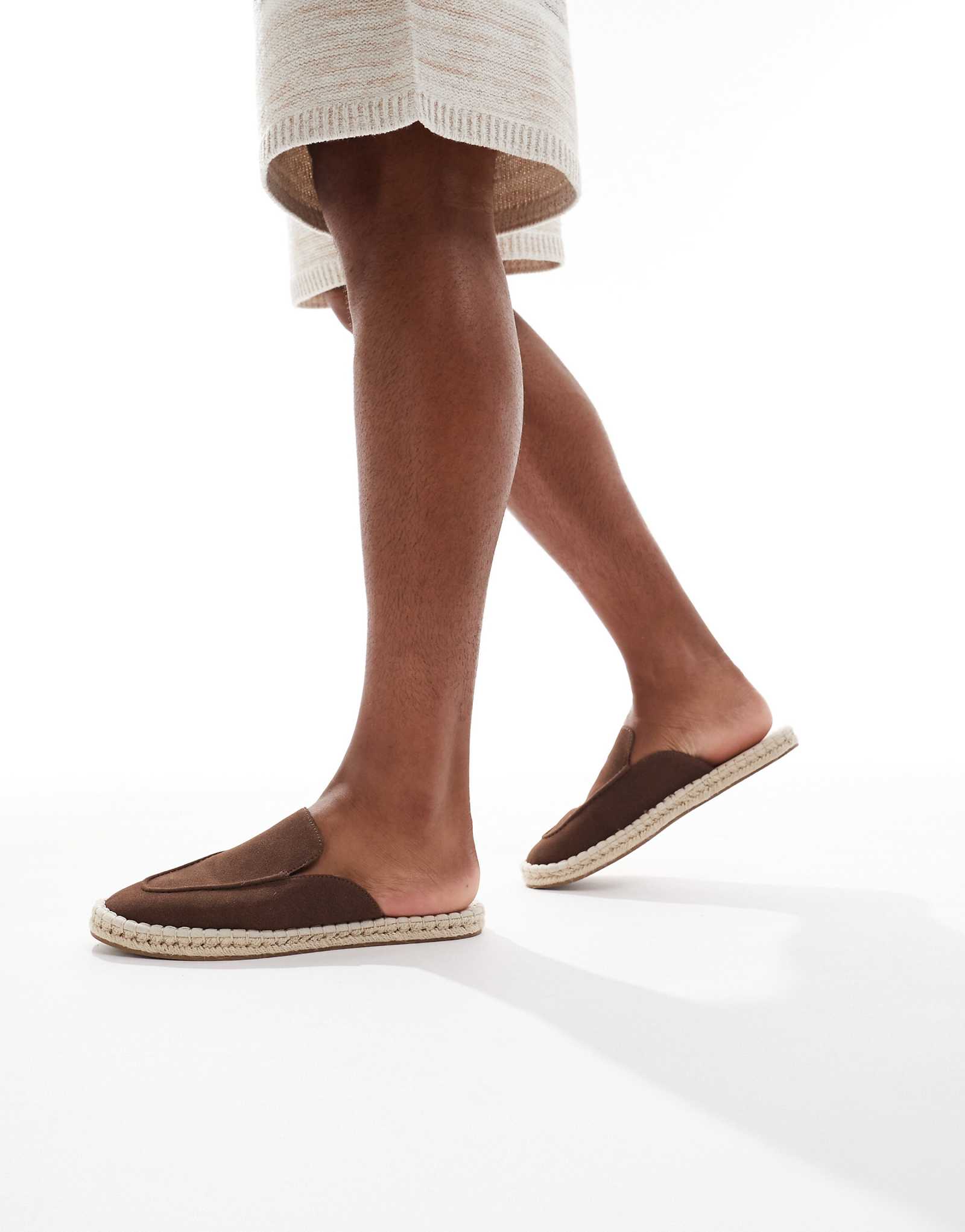 Эспадрильи ASOS DESIGN mule коричневого цвета 4590₽