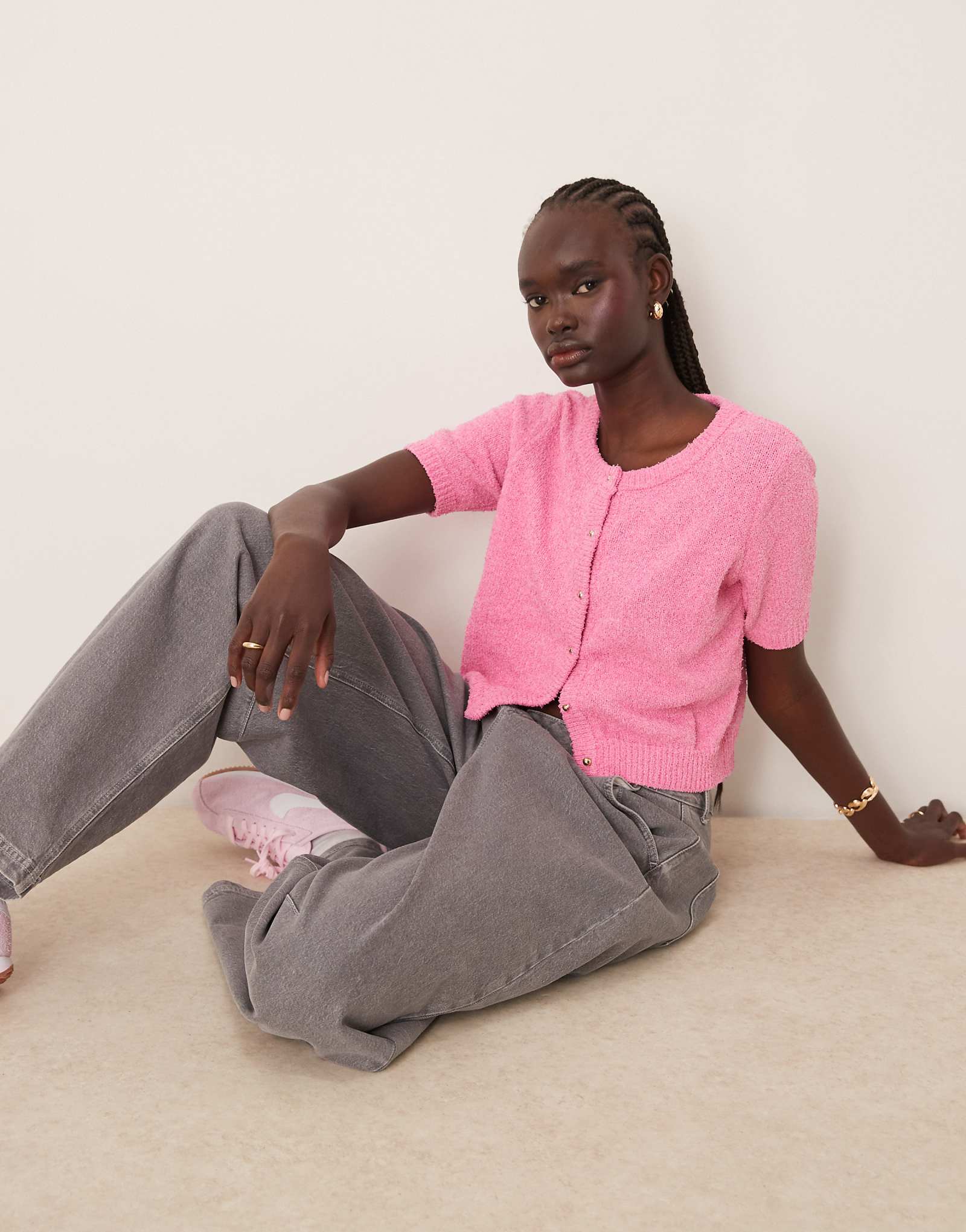 Топ-кардиган в стиле пушистого вязаного кардигана с коротким рукавом VILA розового цвета bubblegum