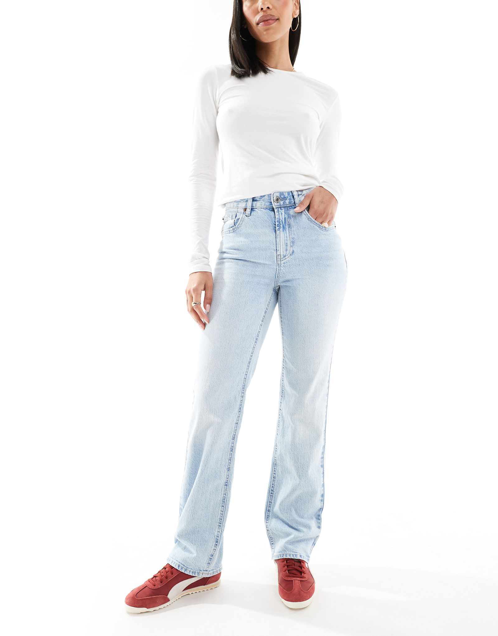 Джинсы с высокой посадкой и прямыми штанинами Vero Moda Tessa светло-голубого цвета 17790₽