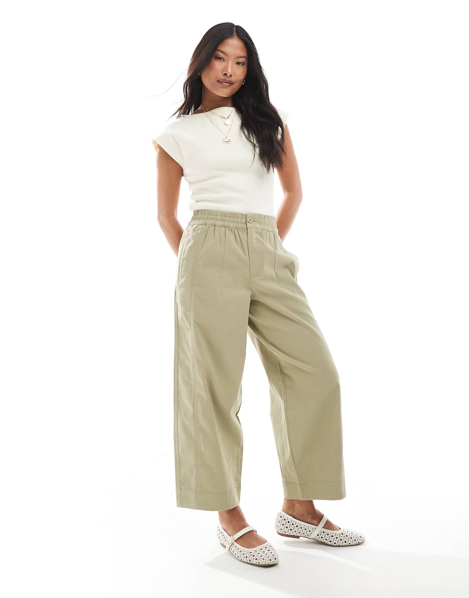 Облегающие брюки-бочонки от ASOS DESIGN цвета хаки 5690₽