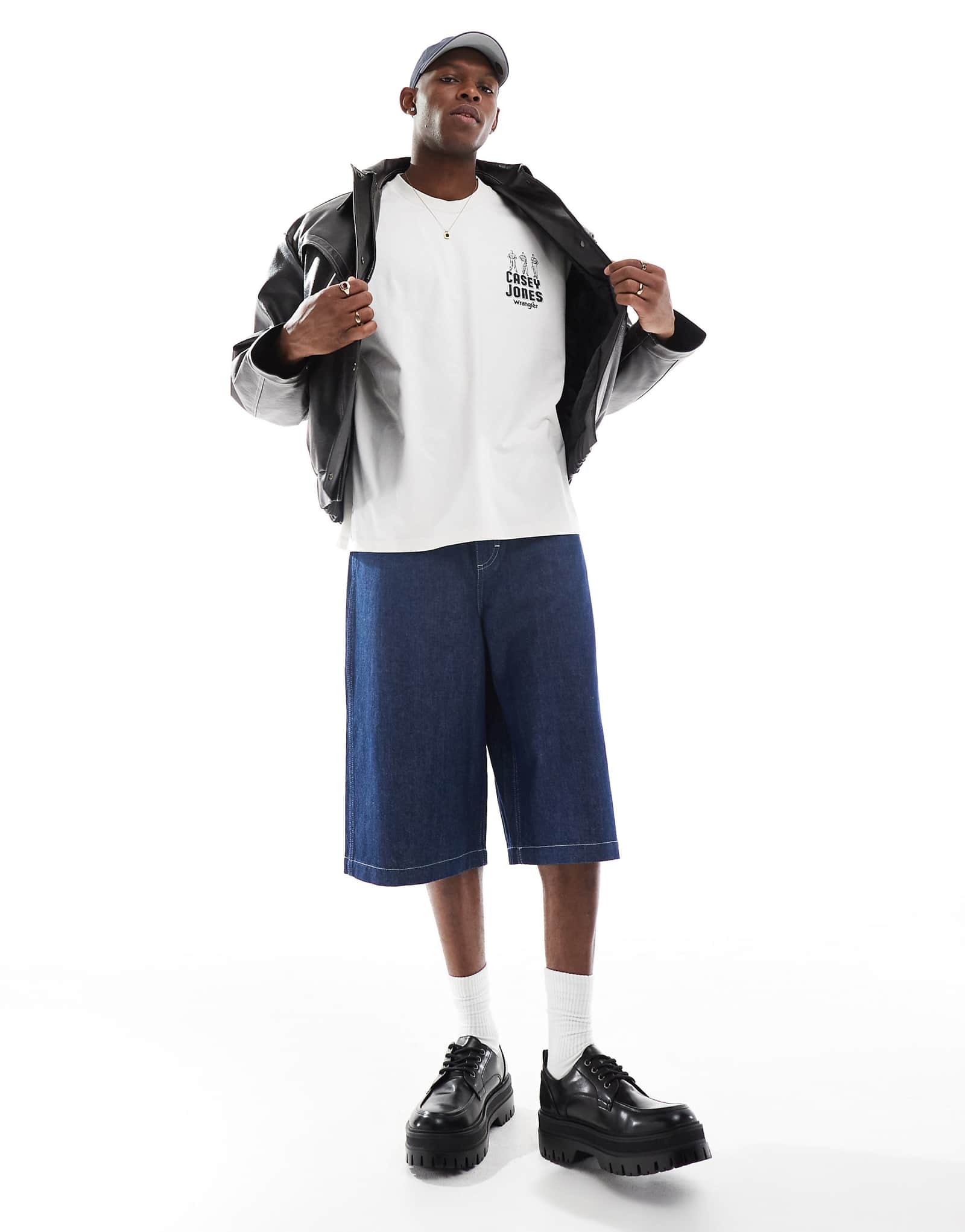 Джинсовые шорты для конькобежцев Wrangler Casey Jones workwear темного цвета с полосканием и стиркой