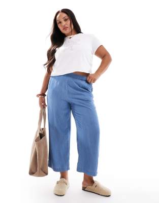 Укороченные брюки из шамбре Vero Moda Curve средне-синего цвета
