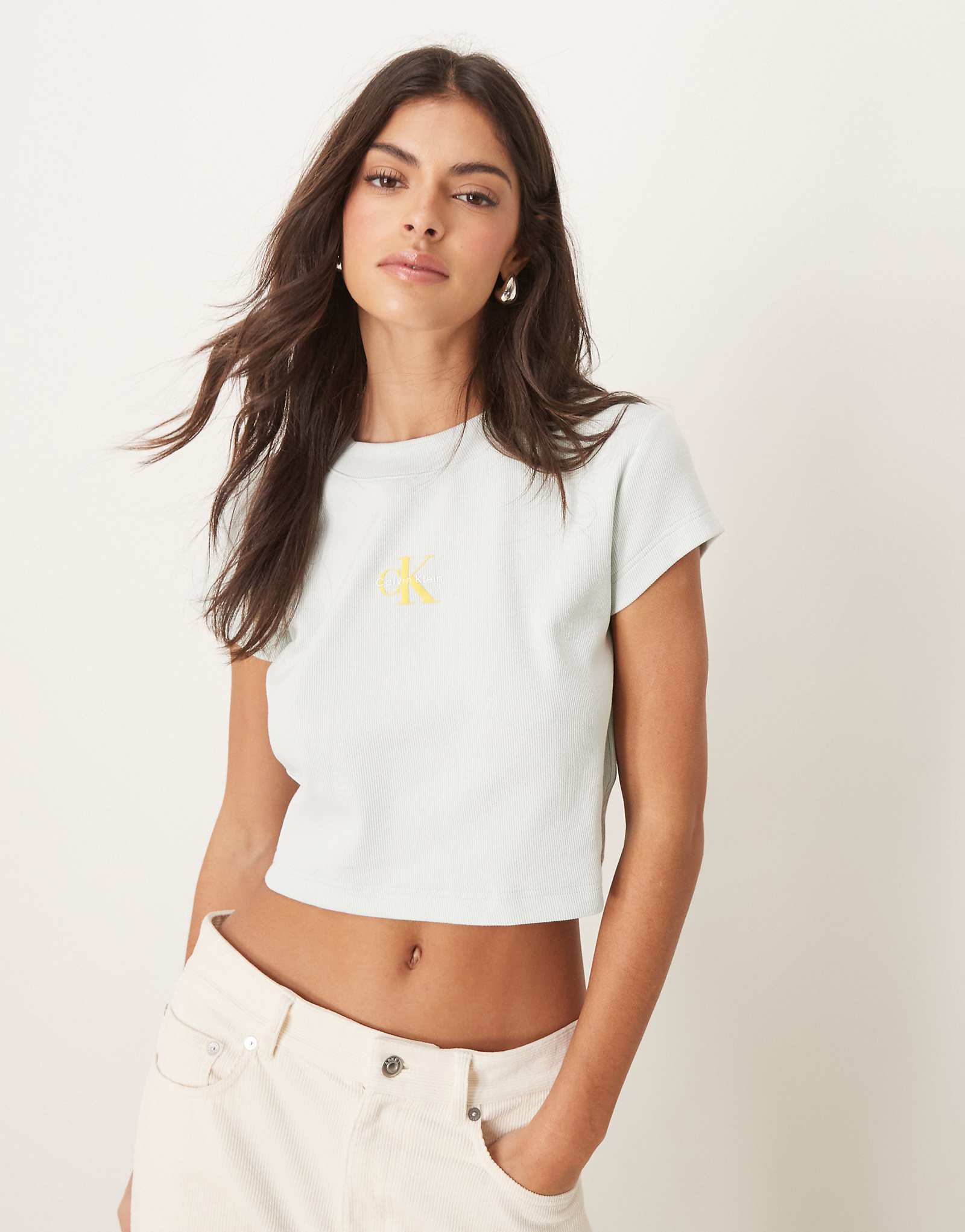 Детская футболка Calvin Klein Jeans monologo цвета шалфея 8190₽