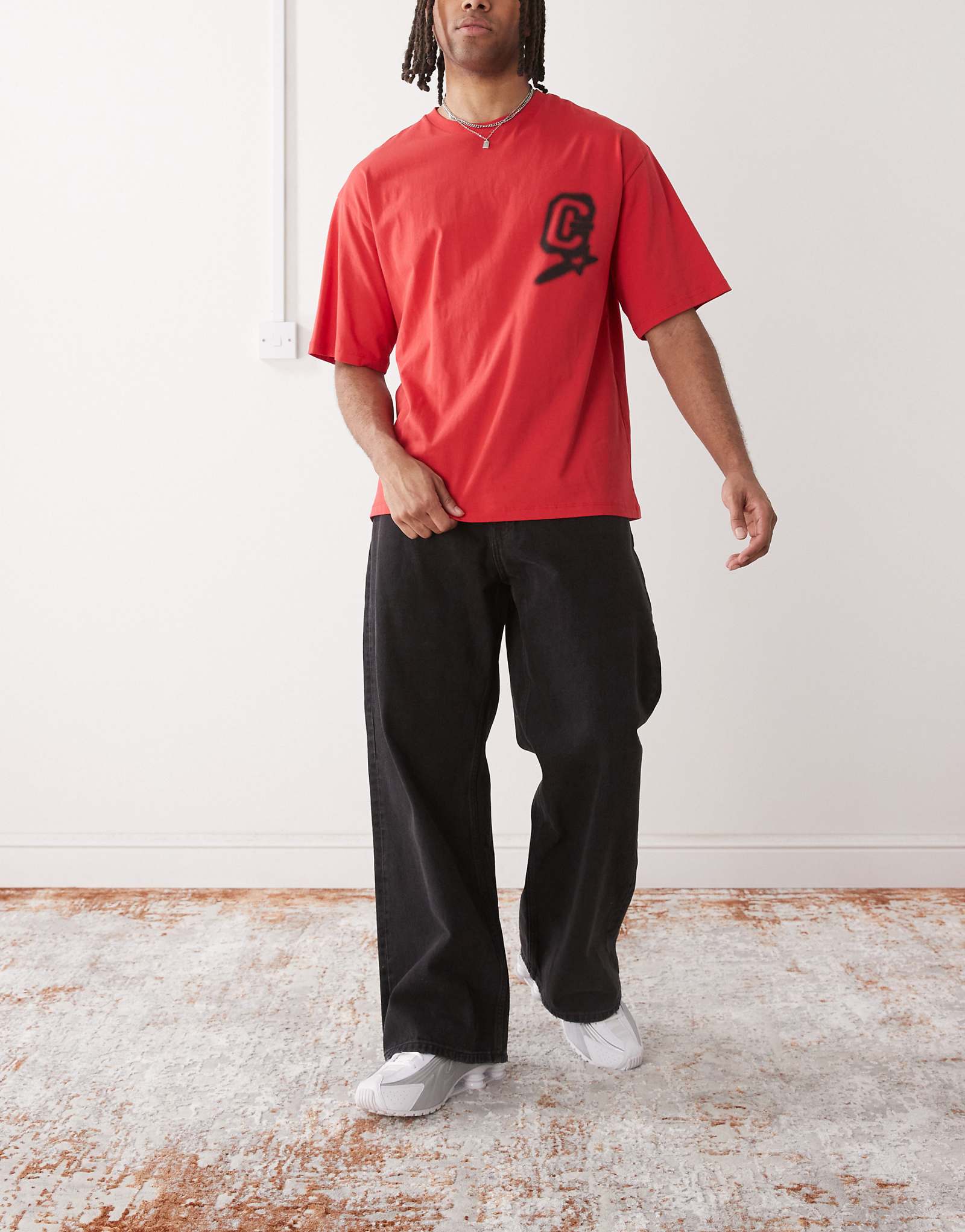 Дешевые свободные мешковатые джинсы Monday x от Landon Barker черного цвета застиранные 9990₽