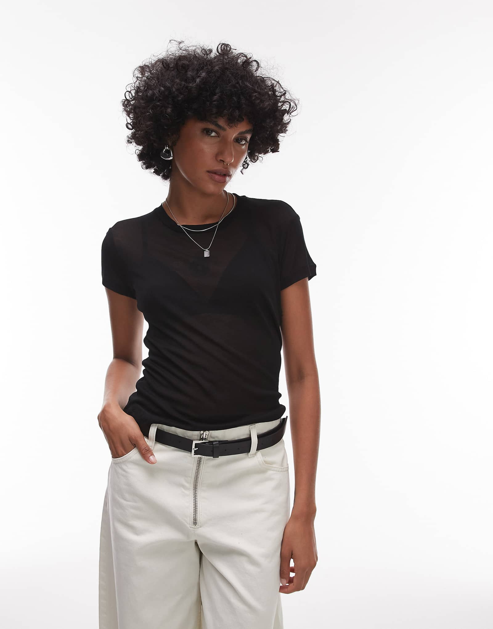 Июньская футболка Allsaints черного цвета 9790₽