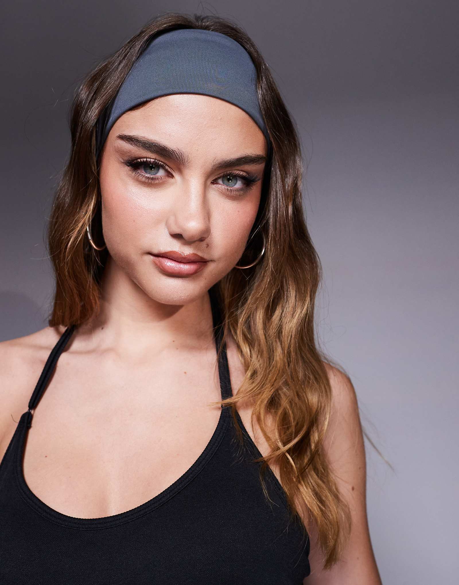 4505 быстросохнущая повязка на голову железно-серого цвета 1990₽