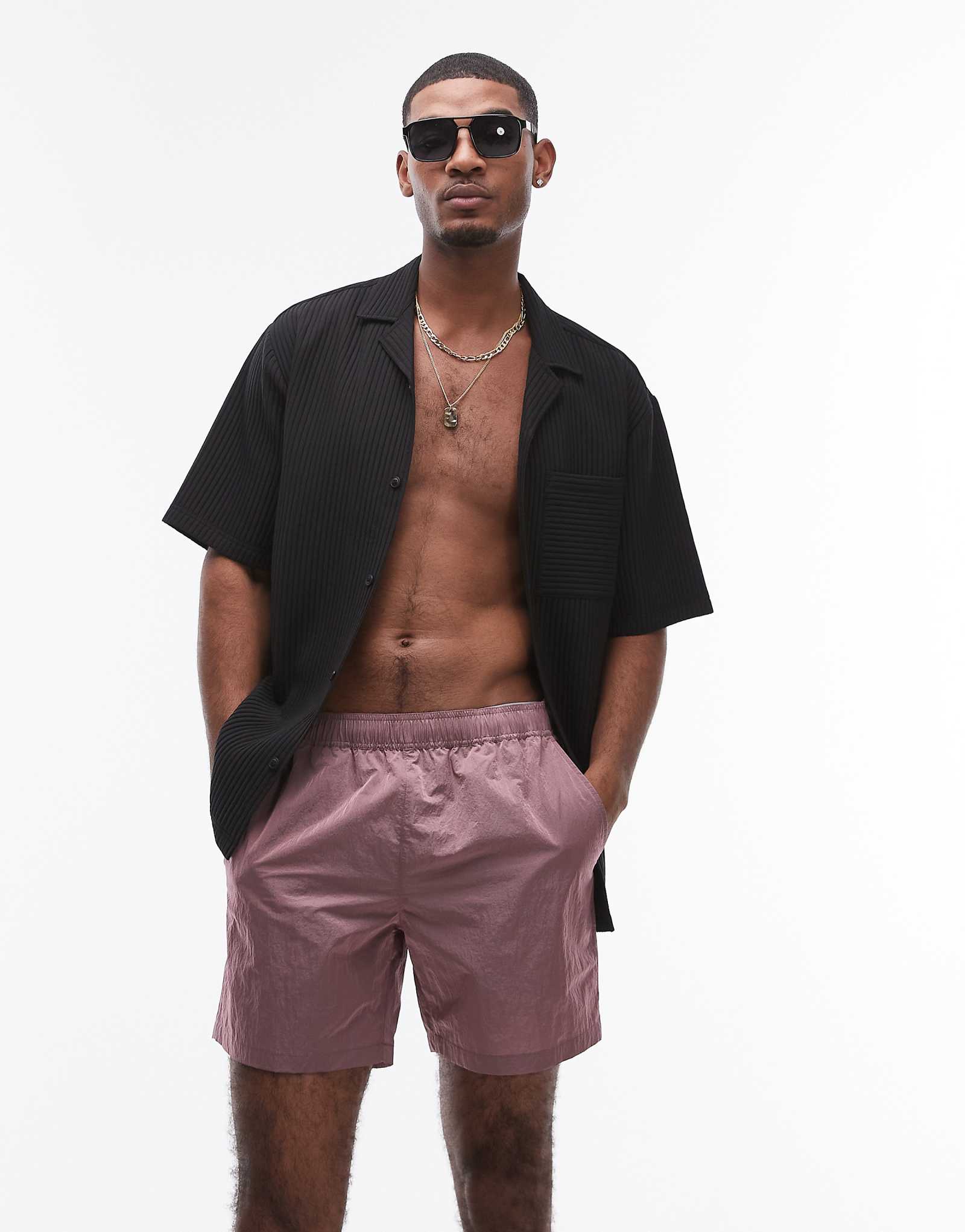 Плавательные шорты Topman metal фиолетового цвета 3590₽