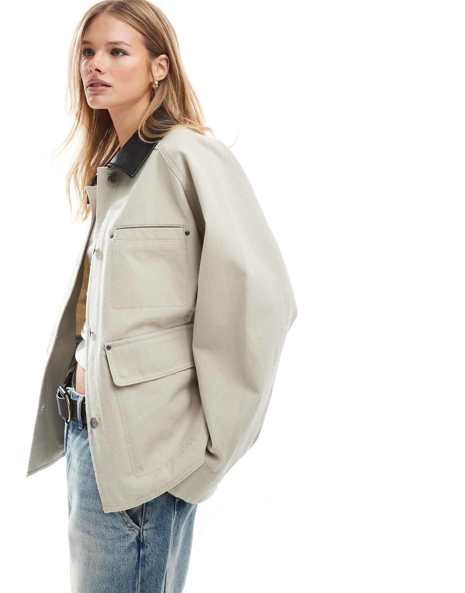 Рабочая куртка с вельветовым воротником Pull-Bear из камня 11590₽