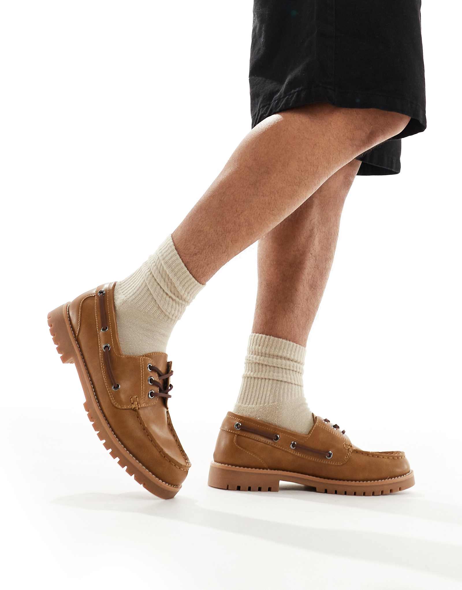 Лоферы Pull-Bear светло-коричневые 9390₽