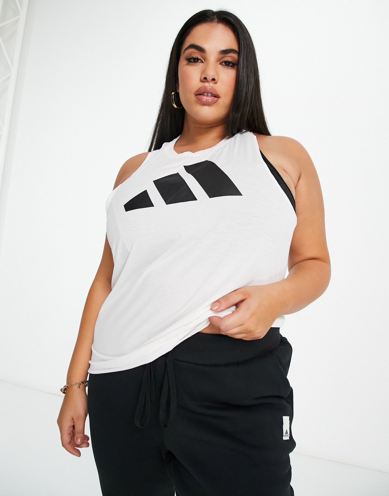 Белая майка adidas Training Plus 3 Bar 1990₽