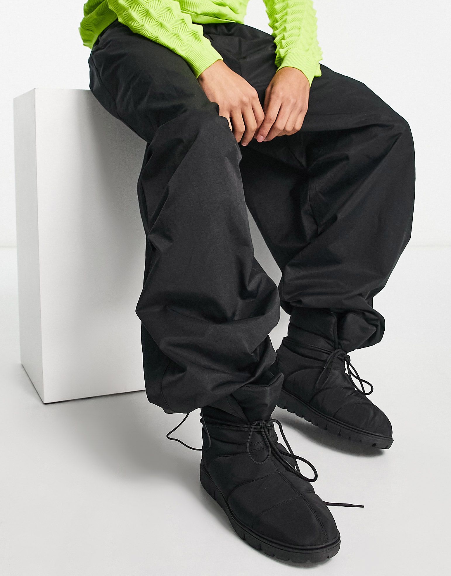 Черные пуховые ботинки ASOS DESIGN 14390₽