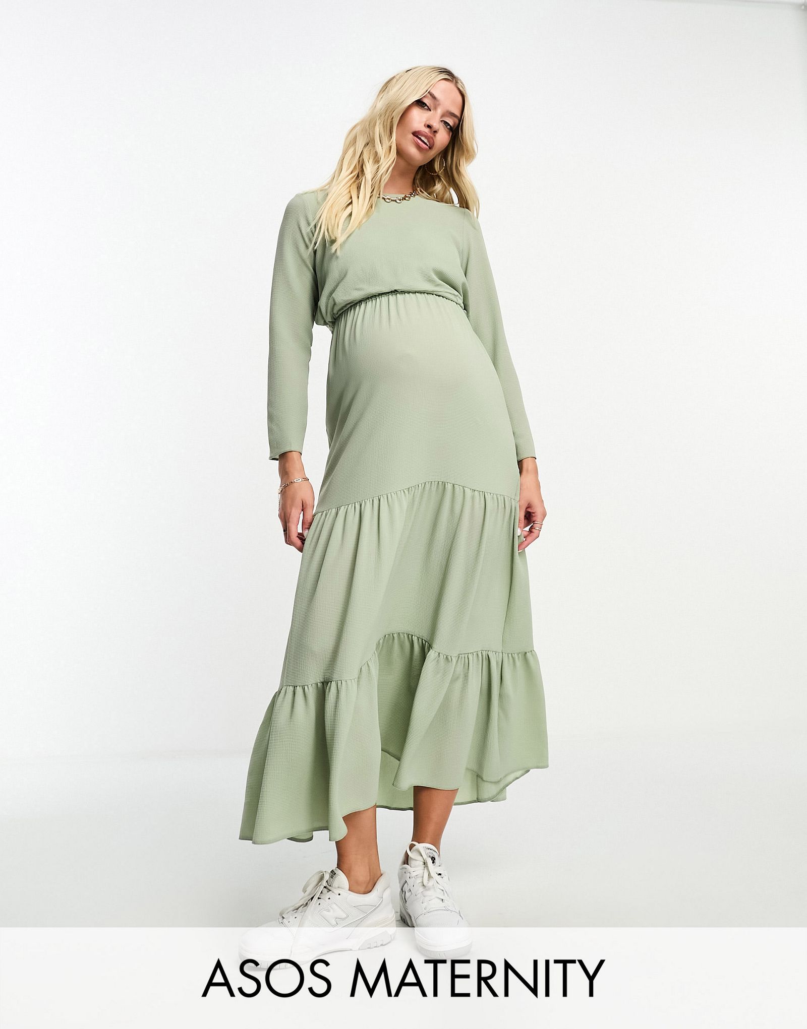Цветное платье миди с завязками на талии ASOS DESIGN Maternity для кормящих мам