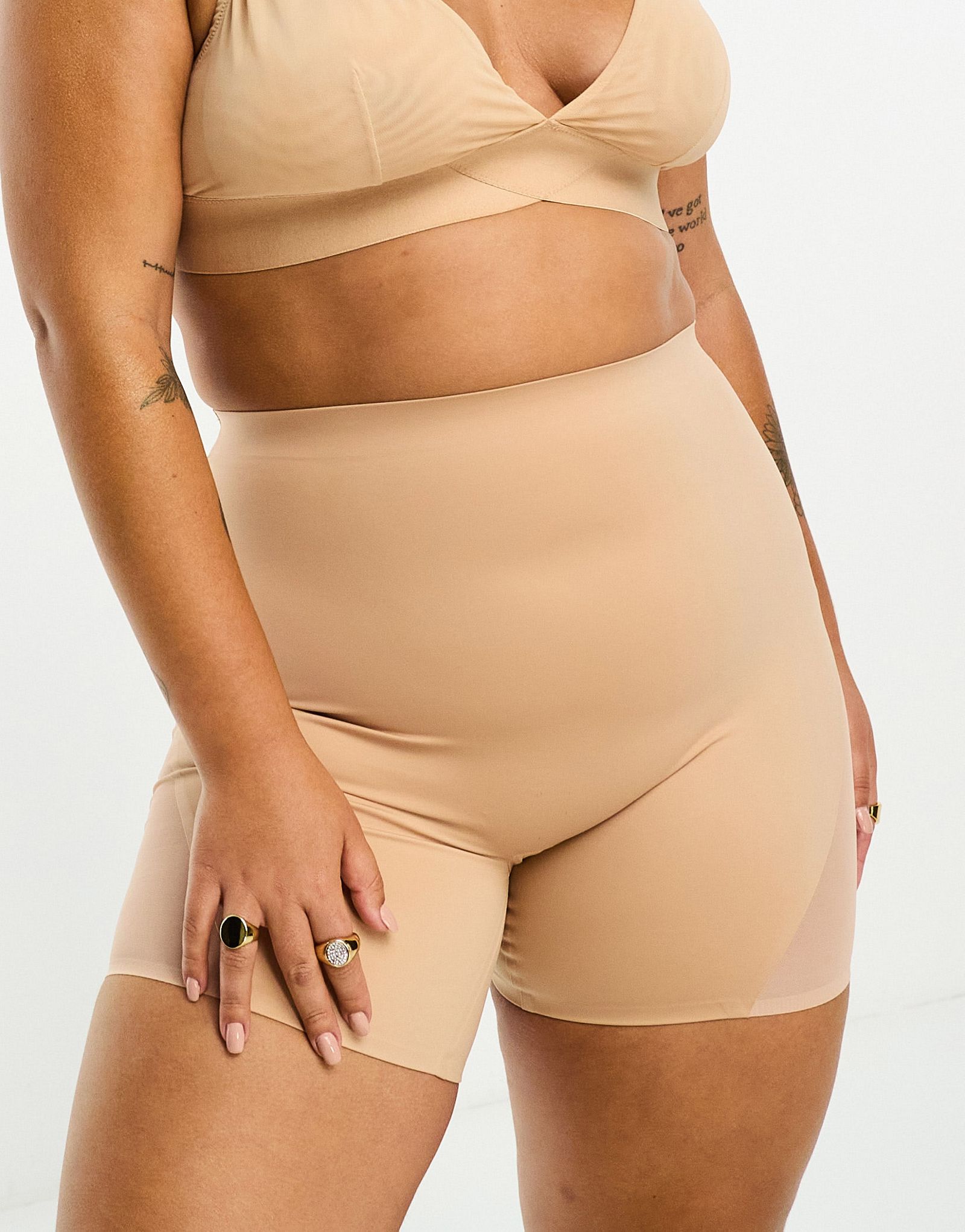 Бежевые шорты с сеткой средней длины ASOS DESIGN Curve Contouring 6390₽