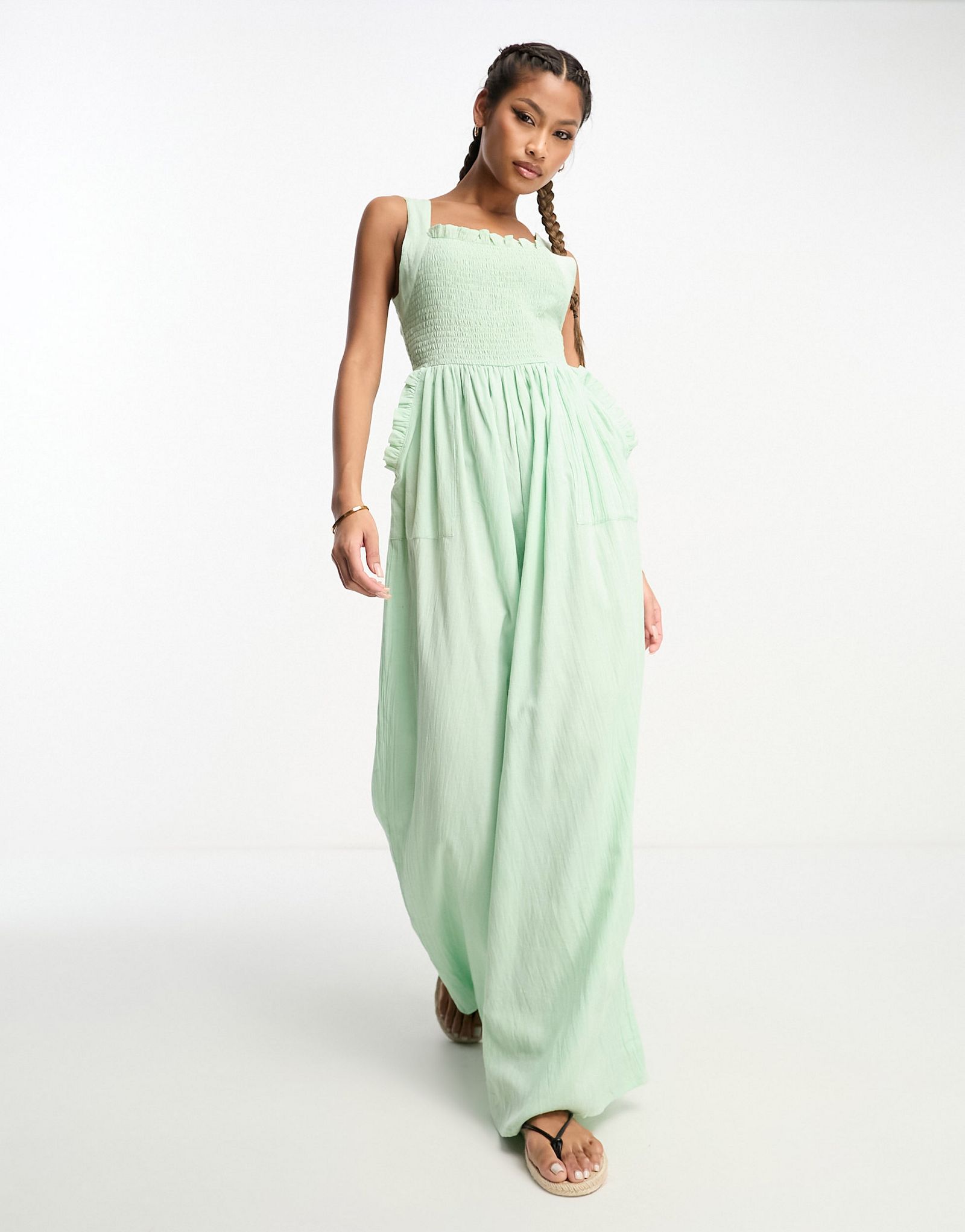 Сарафанный комбинезон с присборенными сборками ASOS DESIGN 6590₽