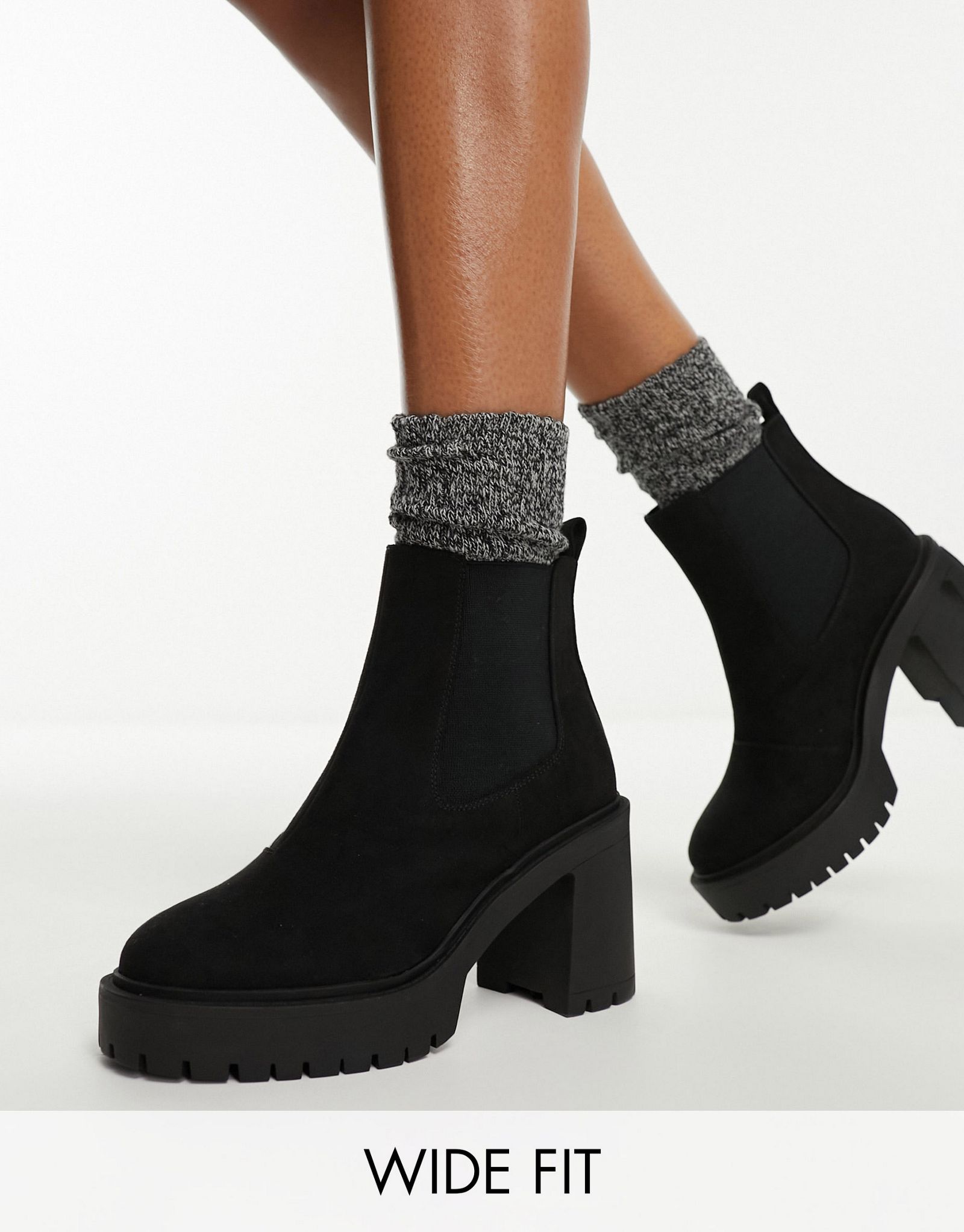 Черные ботинки челси на массивном каблуке ASOS DESIGN Wide Fit Elma 11190₽