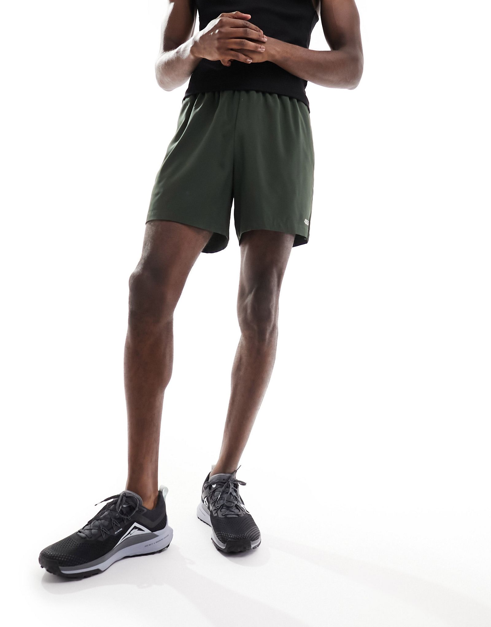 Быстросохнущие тренировочные шорты цвета хаки ASOS 4505 icon 5 дюймов 4090₽