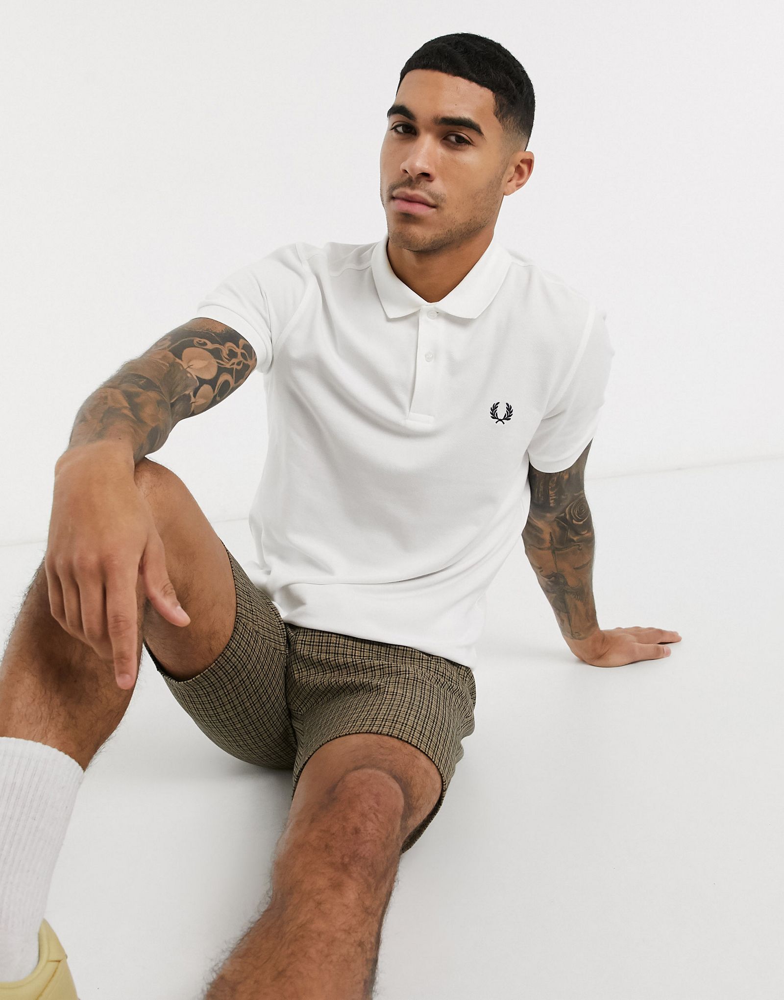 Белая однотонная рубашка-поло Fred Perry эксклюзивно на ASOS