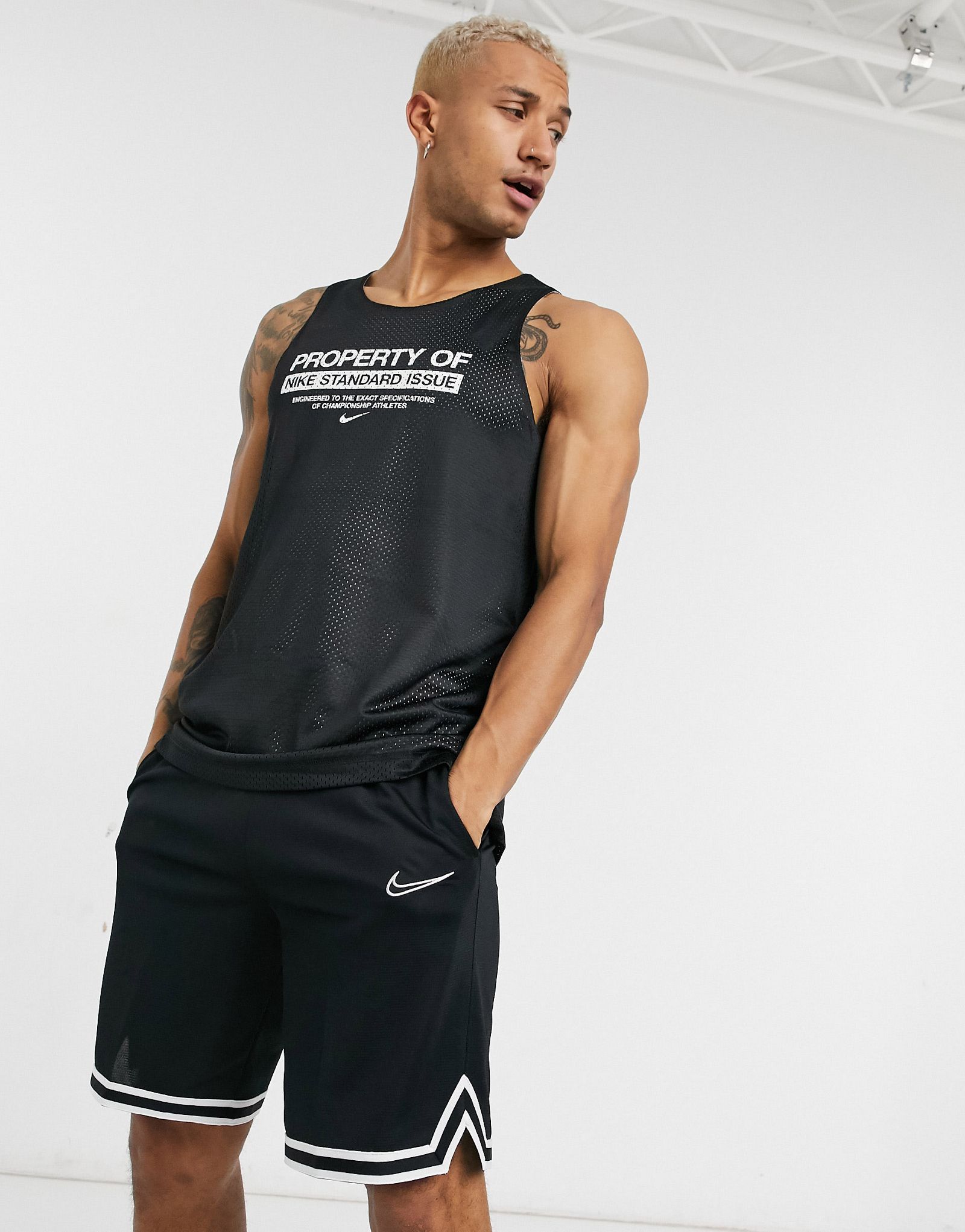 Черная двусторонняя майка Nike Basketball Standard Issue 9090₽