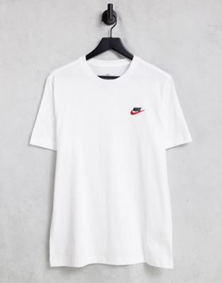 Белая футболка Nike Club