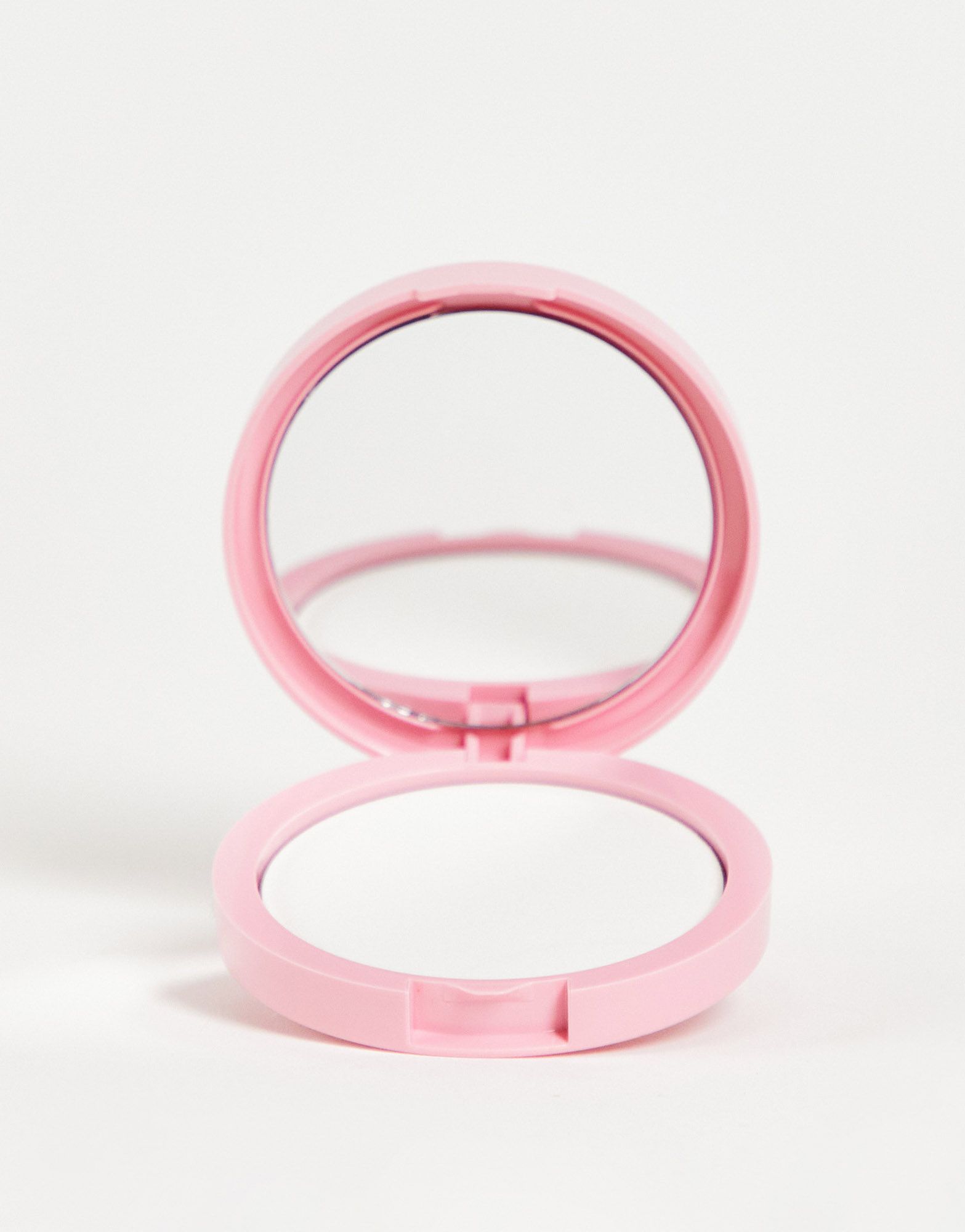 Свежий прессованный порошок CoverGirl Clean