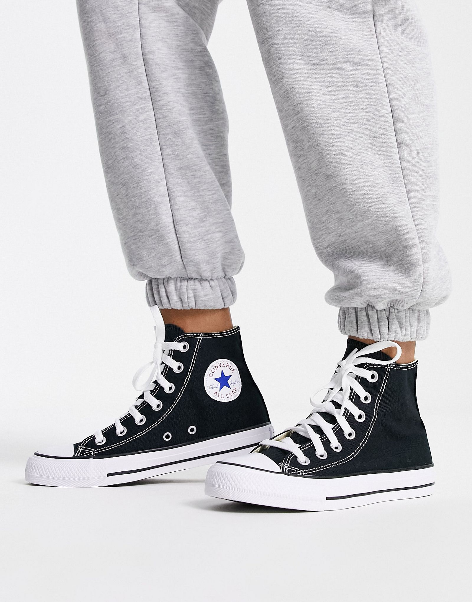 Черные парусиновые кроссовки Converse Chuck Taylor All Star Hi 12290₽