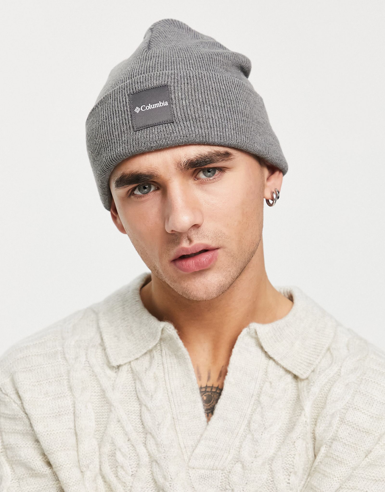 Серая шапка-бини Columbia City Trek Heavyweight 3890₽
