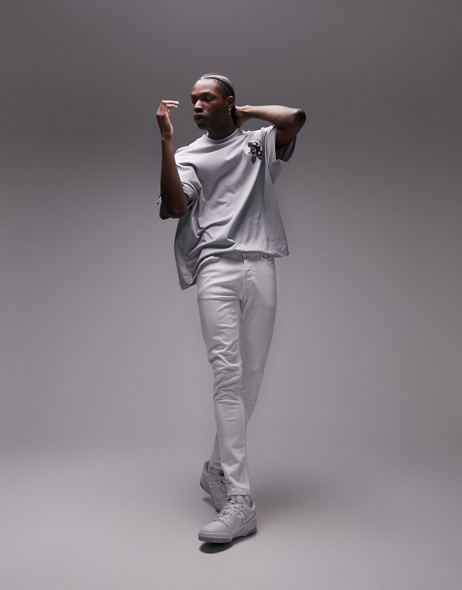 Белые эластичные джинсы скинни Topman 5590₽