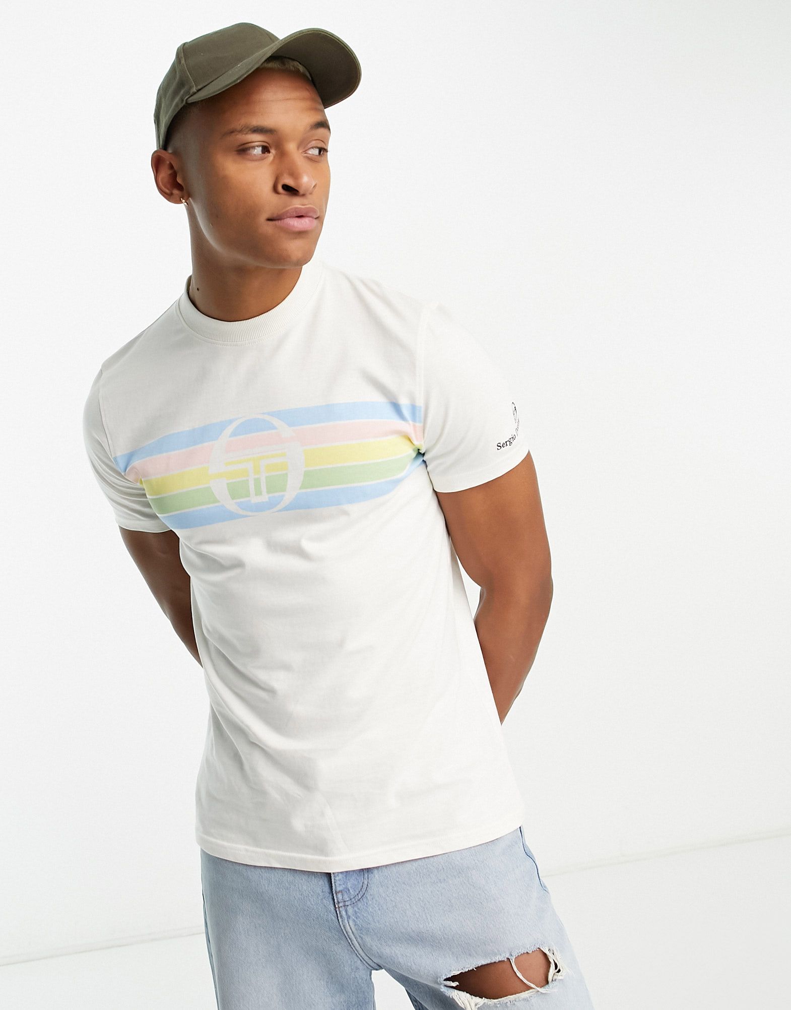 Кремовая футболка с пастельной полоской на груди Sergio Tacchini Adamo 4390₽